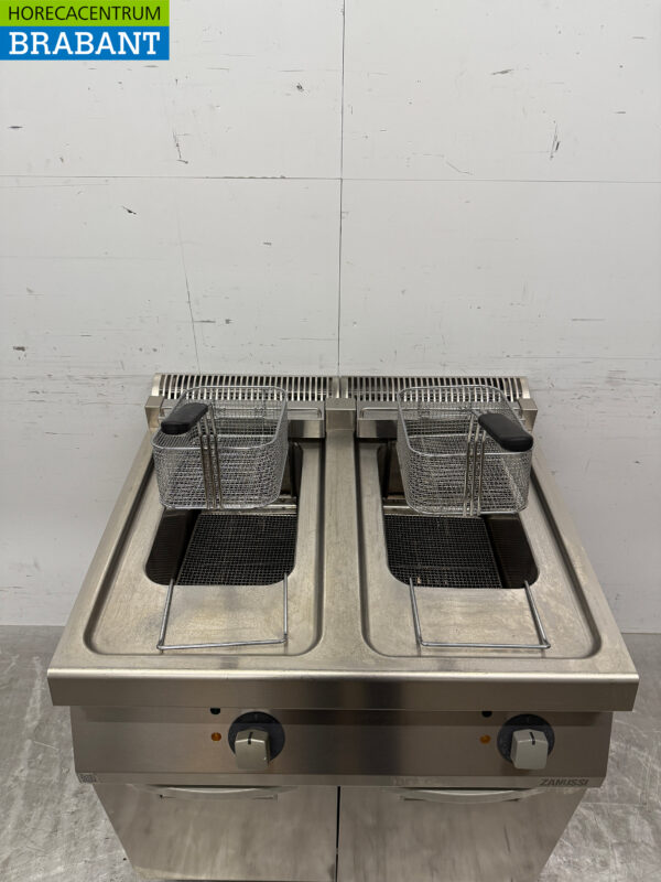 Stainless steel Zanussi Double Fryer 2 x 15 liters 400V Bj. 2022 Catering - Image 4