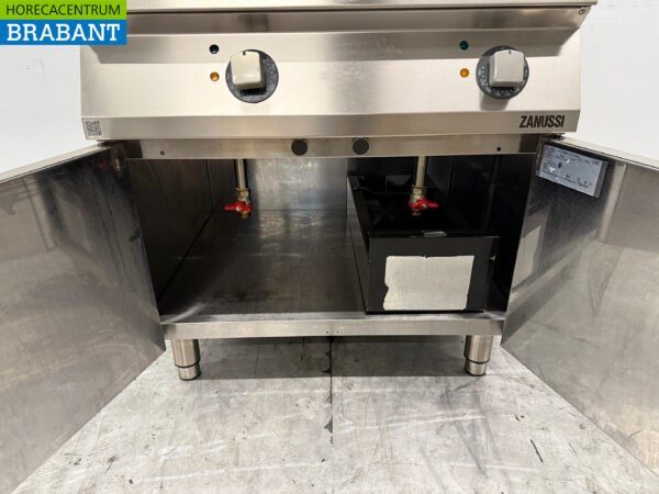 Stainless steel Zanussi Double Fryer 2 x 15 liters 400V Bj. 2022 Catering - Image 5