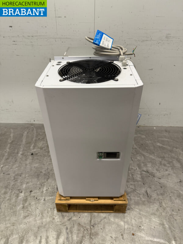 Combisteel Refrigeration Unit Refrigeration Unit Plug-in Monoblock Wall Unit 10.4 m3 230V Horeca