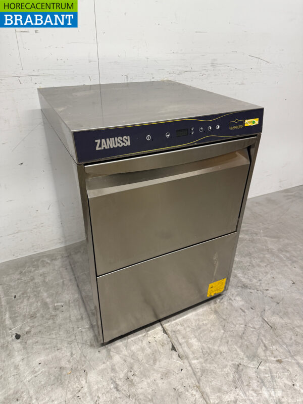 Stainless steel Zanussi Dishwasher with drain pump 230V Horeca - Image 3
