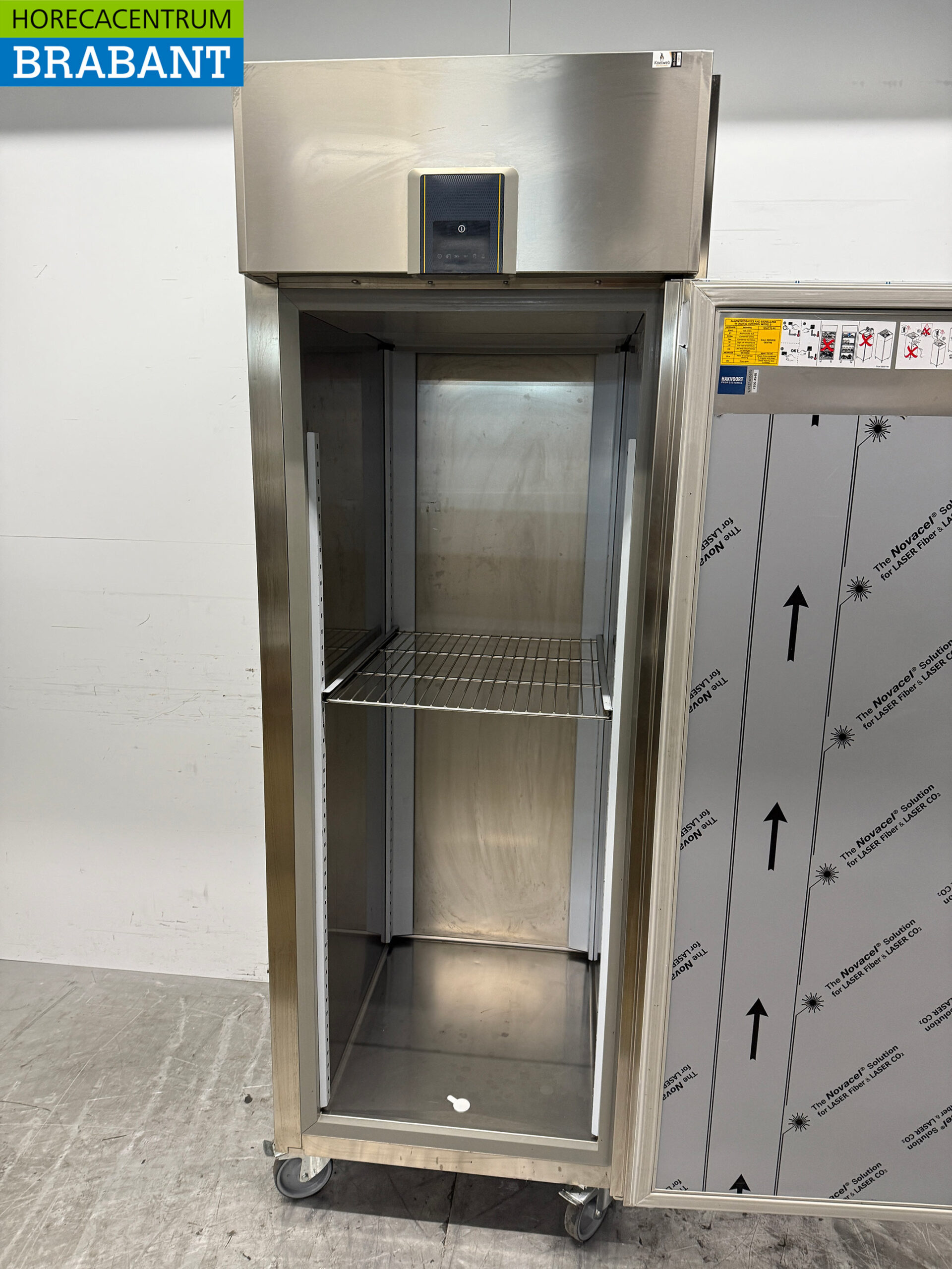 Stainless steel Zanussi Refrigeration Mobile 670 liters 230V Catering - Image 4