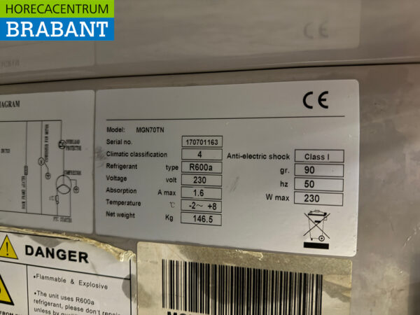 Stainless steel Maxxfrost Refrigeration 600 liters 230V Catering - Image 5