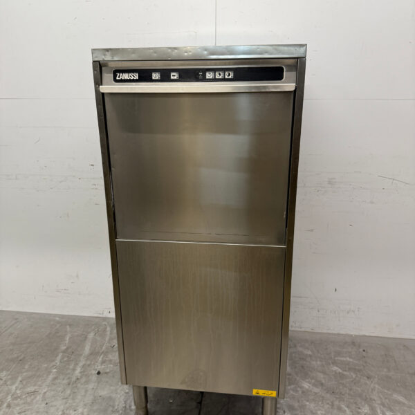 Stainless steel Zanussi Dishwasher Pan washer with drain pump 400V Catering