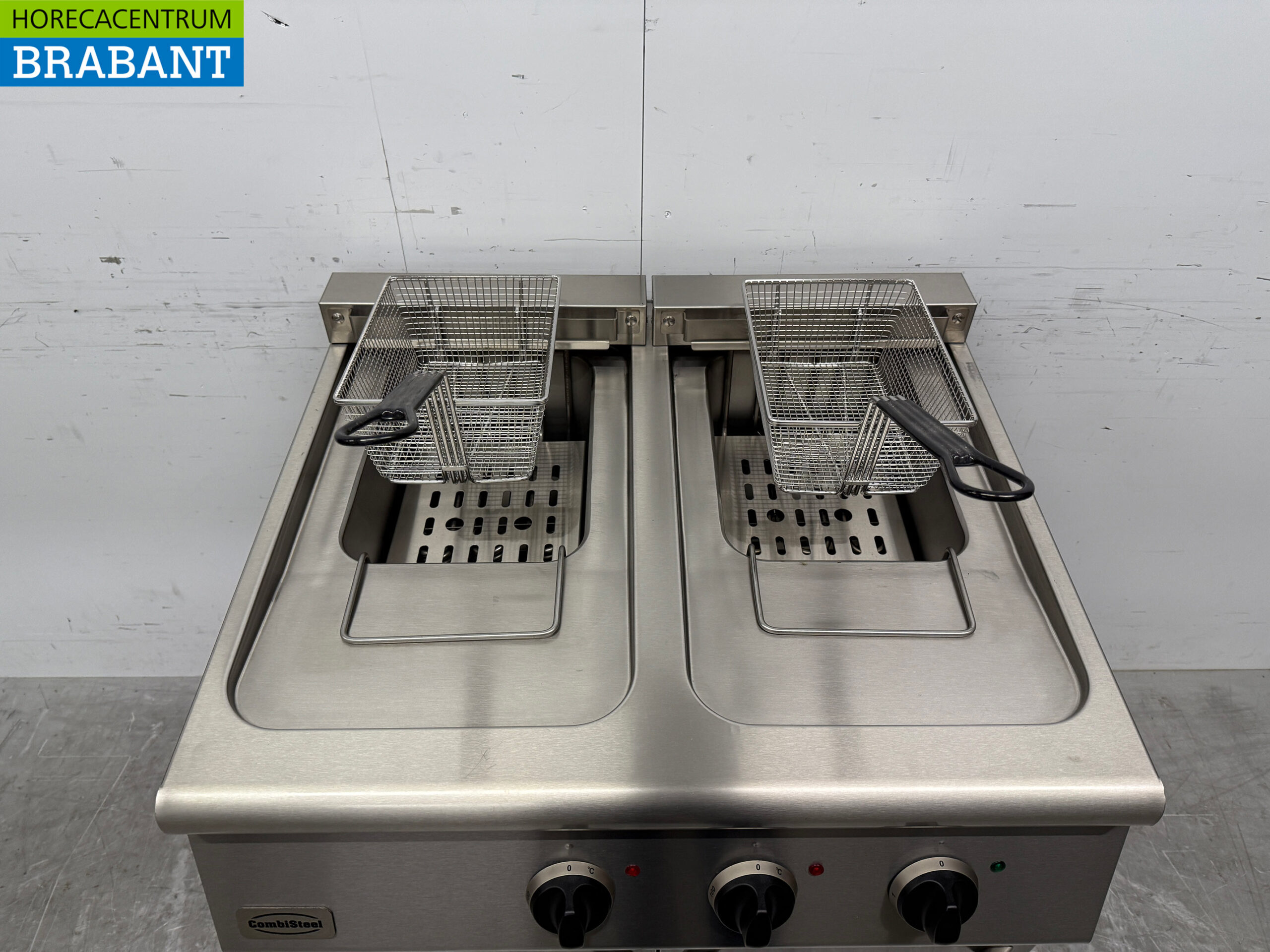 Stainless steel Combisteel Double Fryer 2 x 18 liters 400V Horeca - Image 4