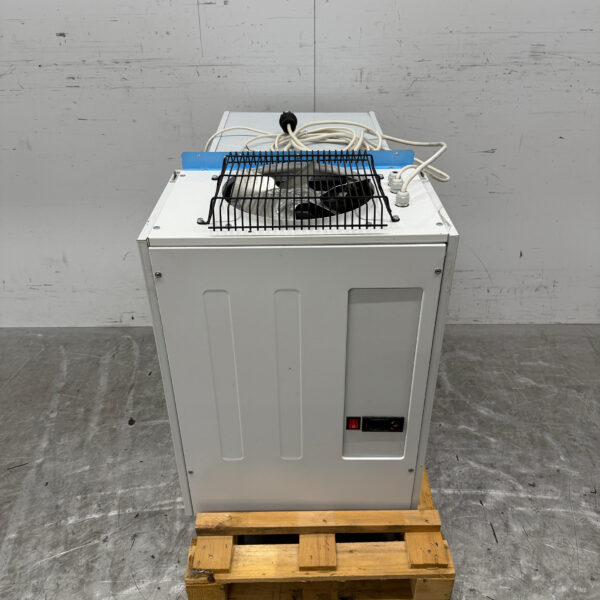 Combisteel Refrigeration Unit Refrigeration Unit Plug-in Monoblock Wall Unit 8.3 m3 230V Horeca