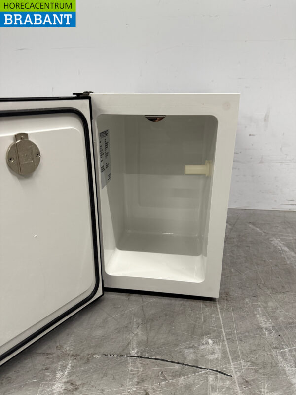 Vitrifrigo FG10i Milk cooler Milk refrigerator 7.5 liters 230V Horeca - Image 4