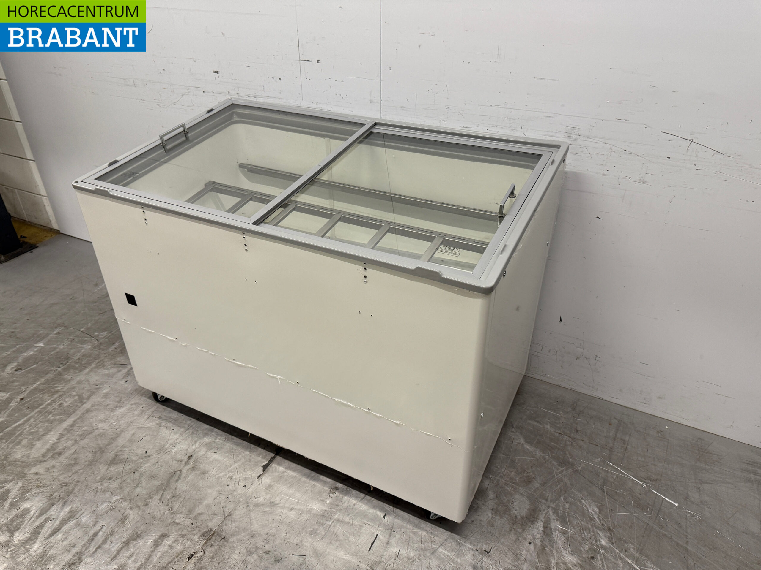 Mobile Combisteel Ibiza Scoop ice cream display case 8 trays 230V Horeca - Image 2