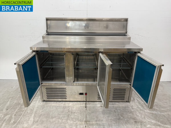 Stainless steel Saladette Refrigerated Workbench 3 doors 137 cm 230V Horeca - Image 4