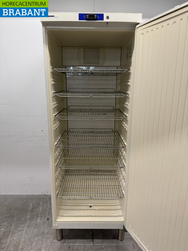 Liebherr Refrigeration 663 liters 230V Horeca - Image 4