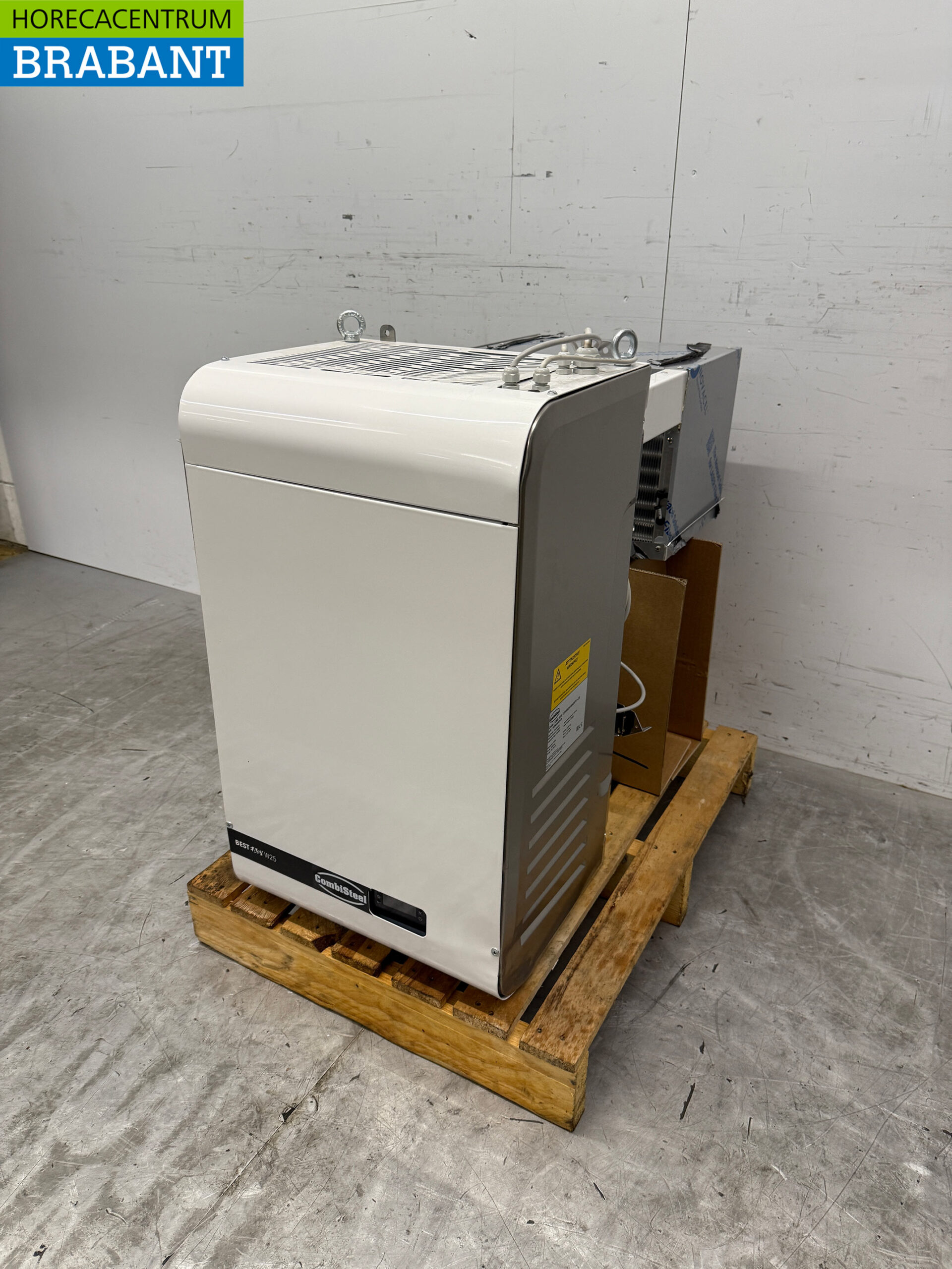 Rivacold/Combisteel Refrigeration Unit Refrigeration Unit Plug-in Monoblock Wall Unit 11.9 m3 230V Horeca - Image 2