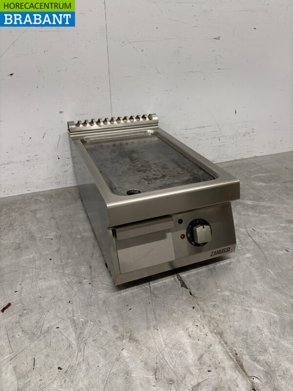 Stainless steel Zanussi griddle griddle 40 cm 400V Horeca - Image 2
