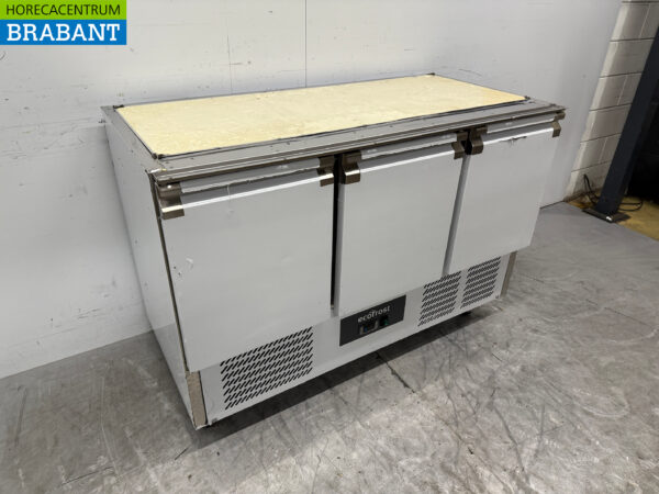 Stainless steel Refrigerated Workbench 3 Doors 137 cm 230V Catering - Image 3