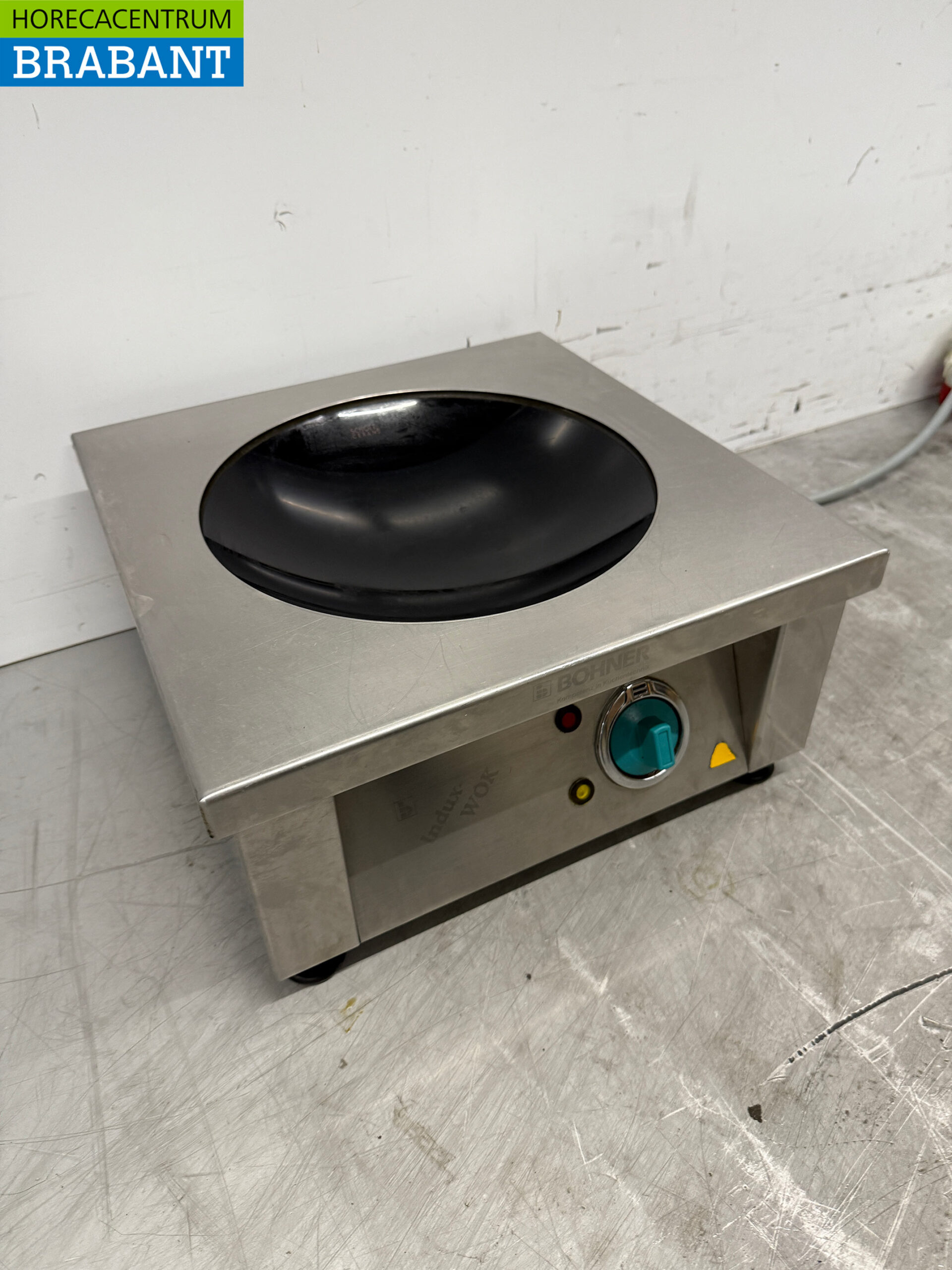 Stainless steel Bohner Induction Wok Wok plate with wok pan 5 kW 400V Horeca - Image 3
