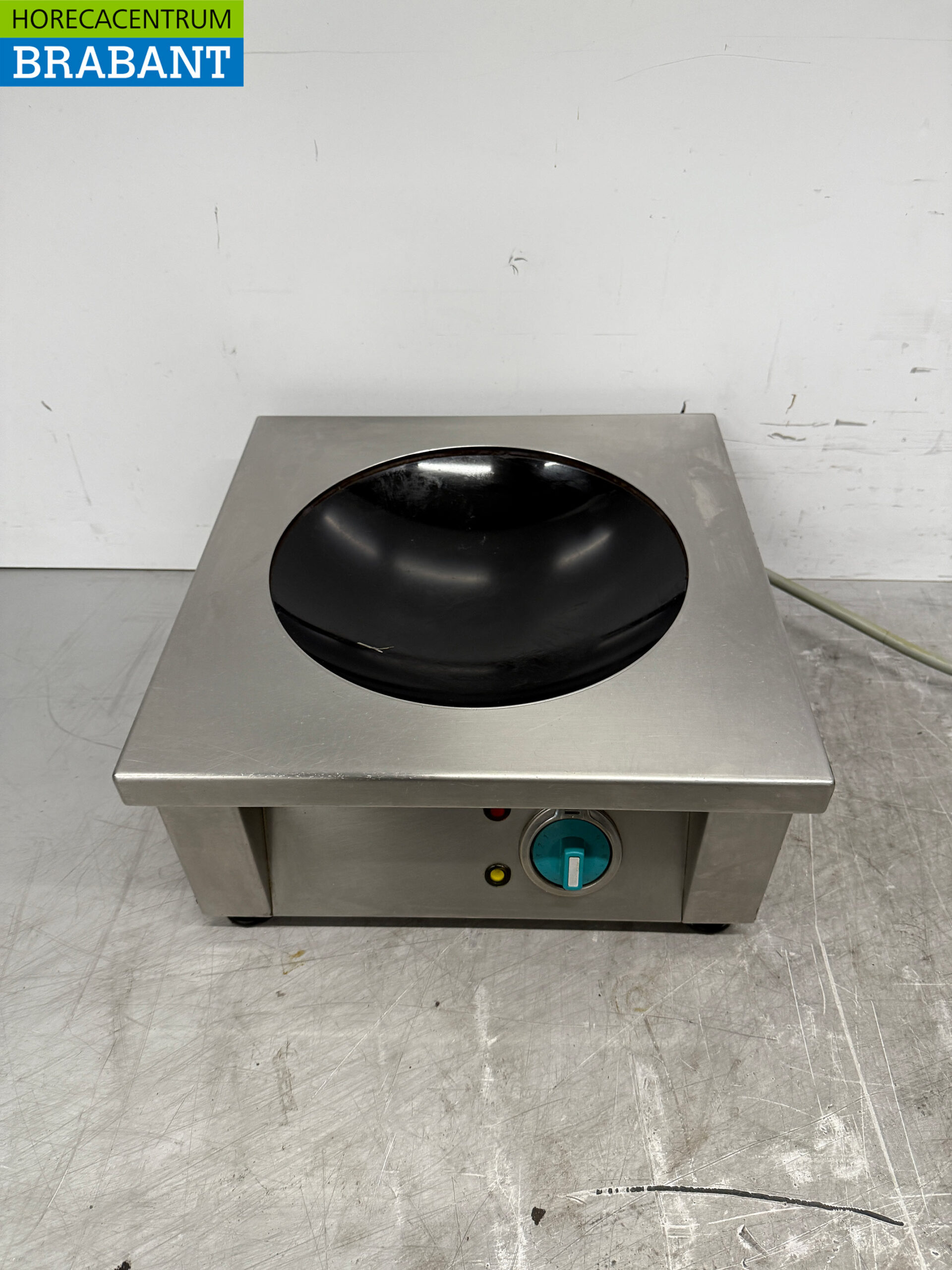 Stainless steel Bohner Induction Wok Wok plate with wok pan 5 kW 400V Horeca