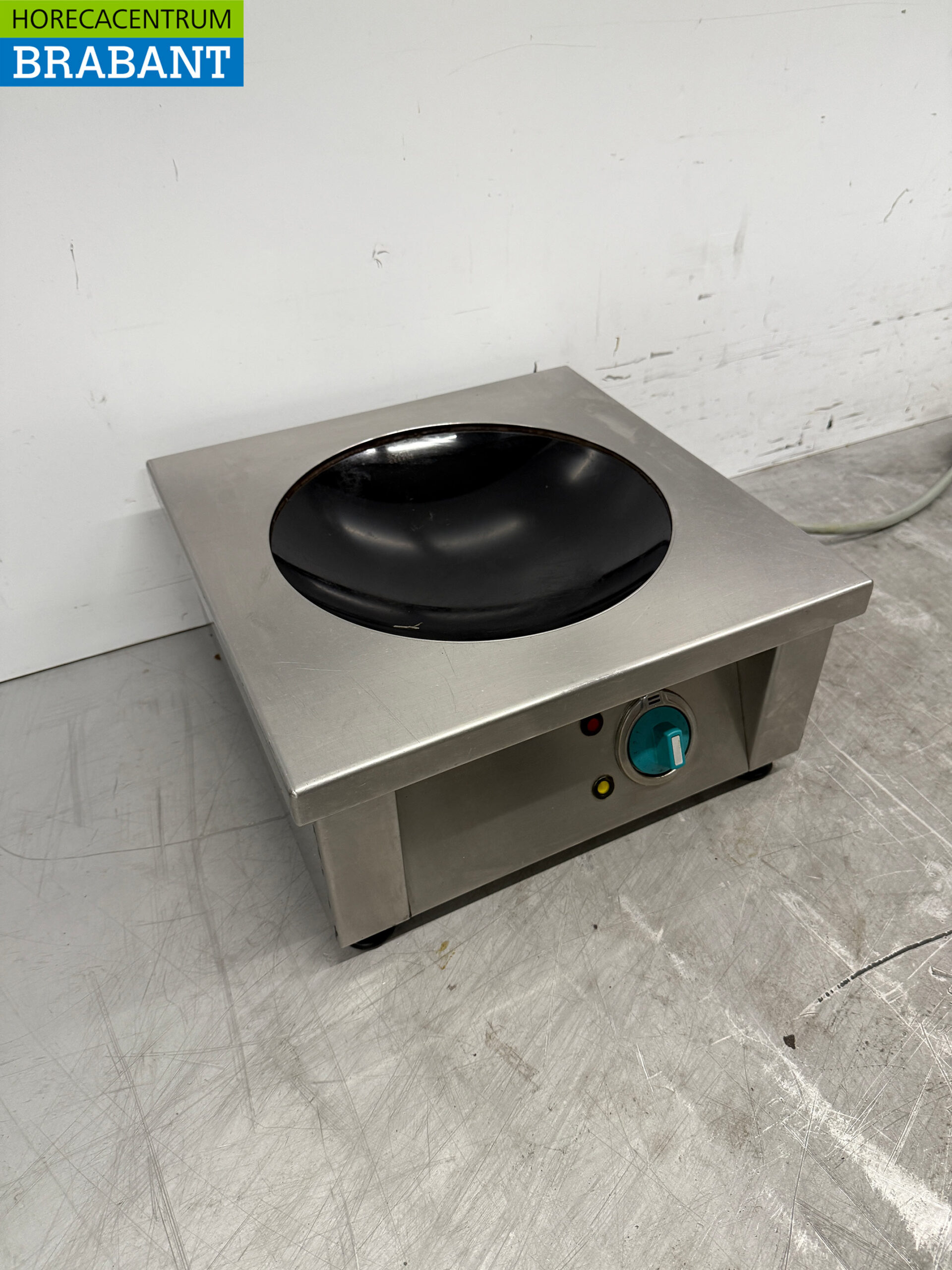 Stainless steel Bohner Induction Wok Wok plate with wok pan 5 kW 400V Horeca - Image 3