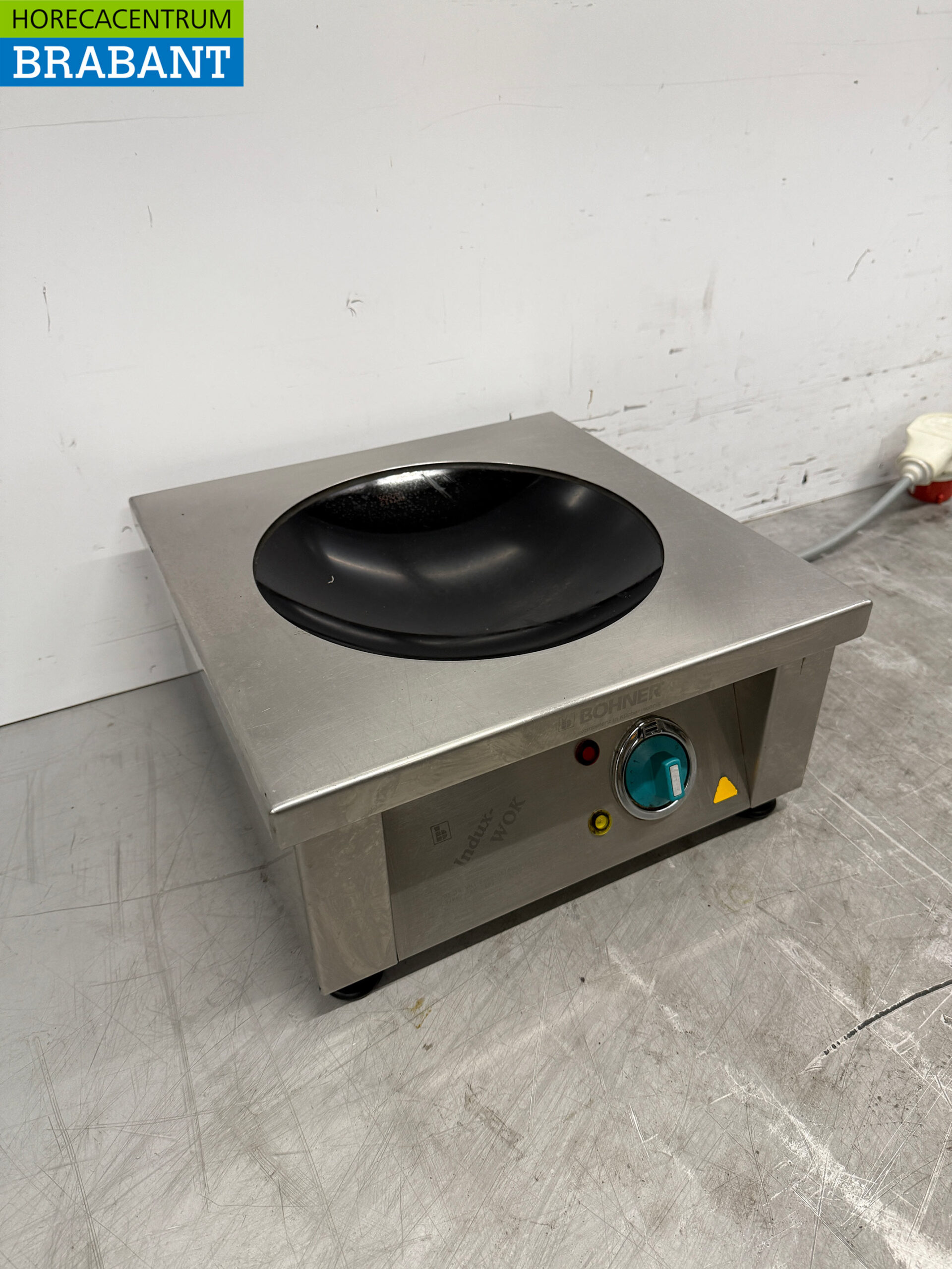 Stainless steel Bohner Induction Wok Wok plate with wok pan 5 kW 400V Horeca - Image 3