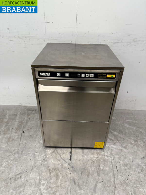 Stainless steel Sink with Foot Control Catering - Image 5