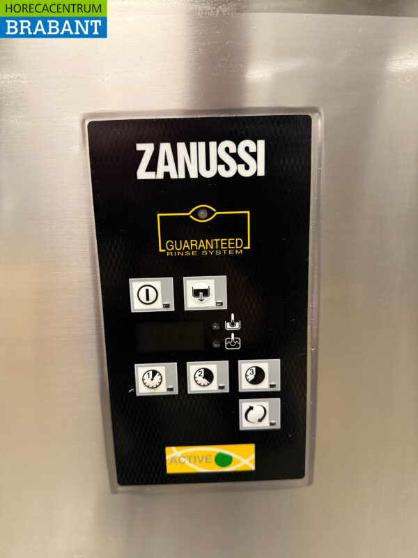Stainless steel Zanussi Sliding dishwasher 400V Catering - Image 6