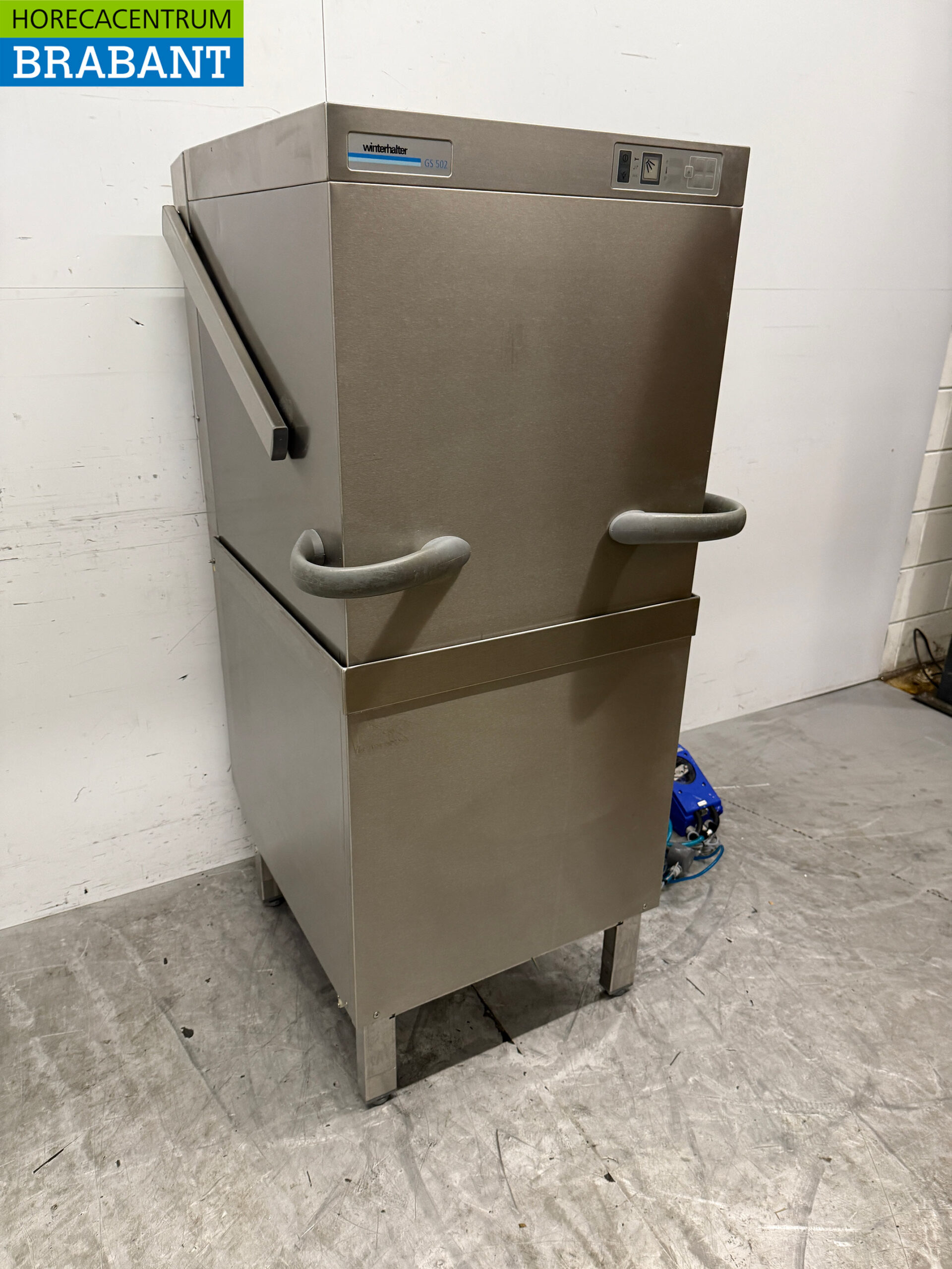 Stainless steel Winterhalter Pass-through dishwasher with drain pump and soap pump 400V Horeca - Image 3