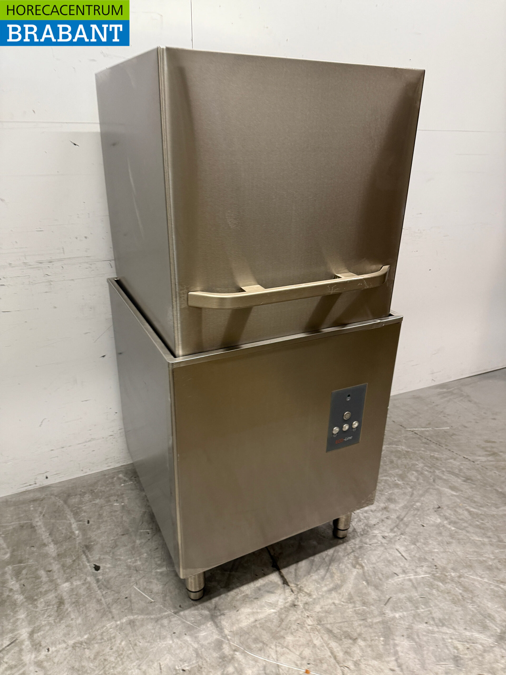 Stainless steel Asber Pass-through dishwasher with drain pump 400V Horeca - Image 3