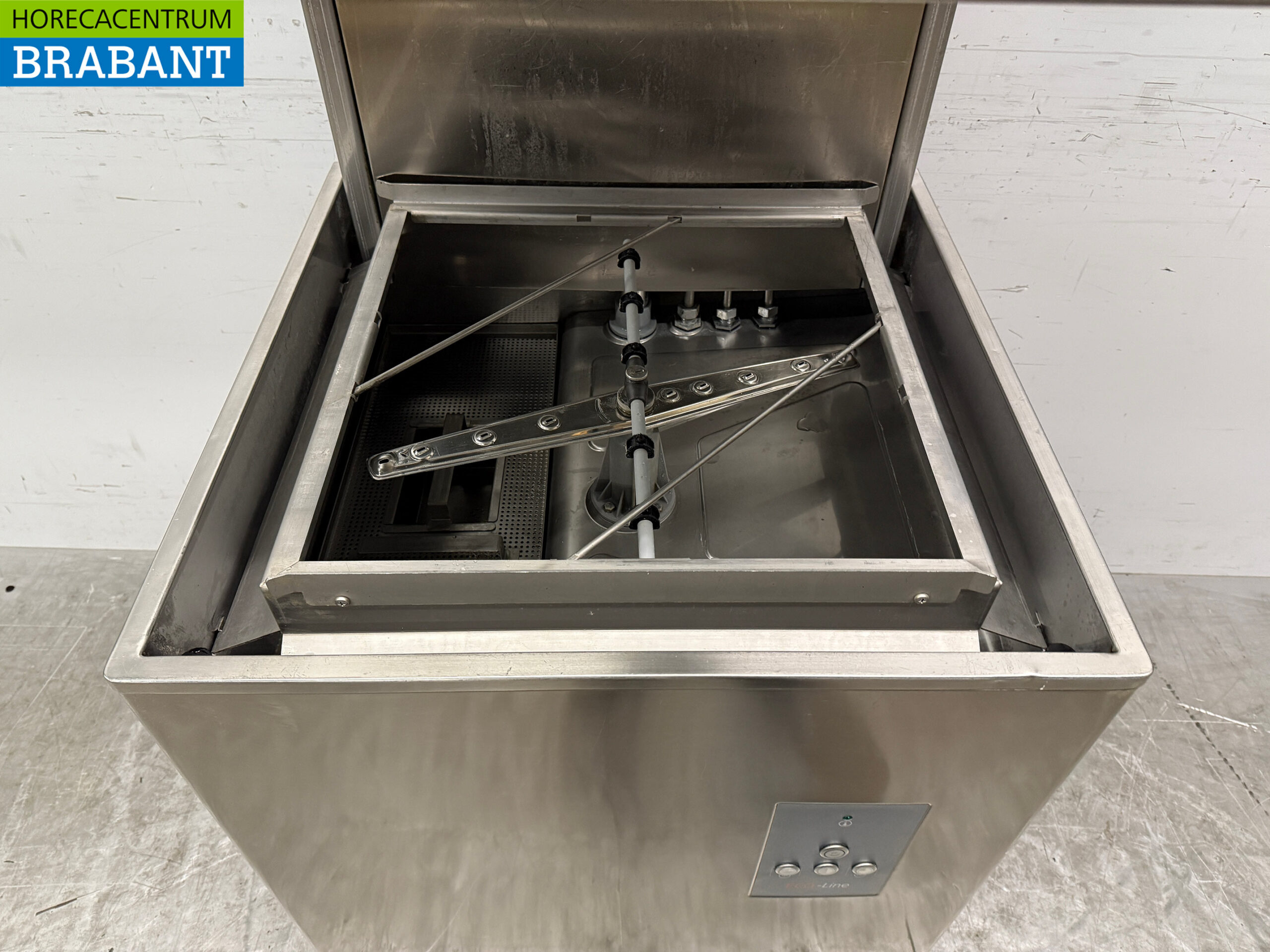 Stainless steel Asber Pass-through dishwasher with drain pump 400V Horeca - Image 4