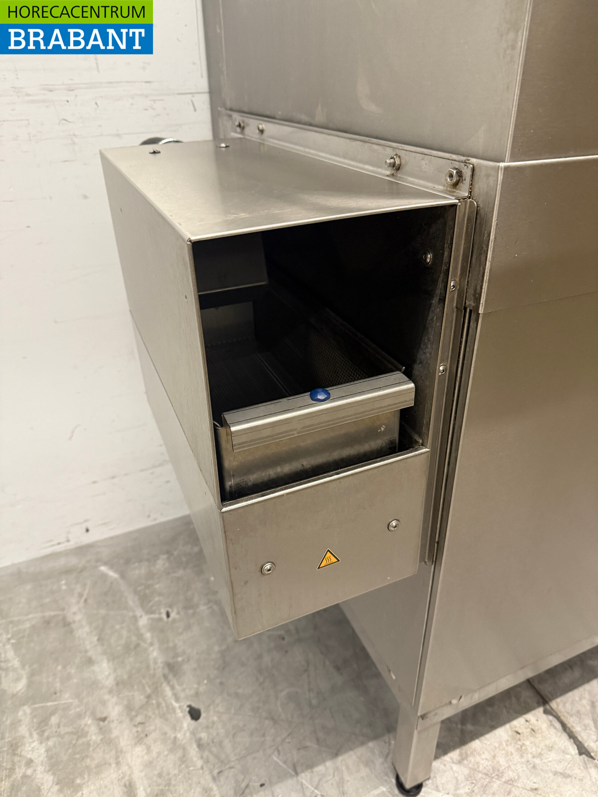 Stainless steel Hobart Premax Sliding dishwasher with drain pump 400V Catering - Image 4