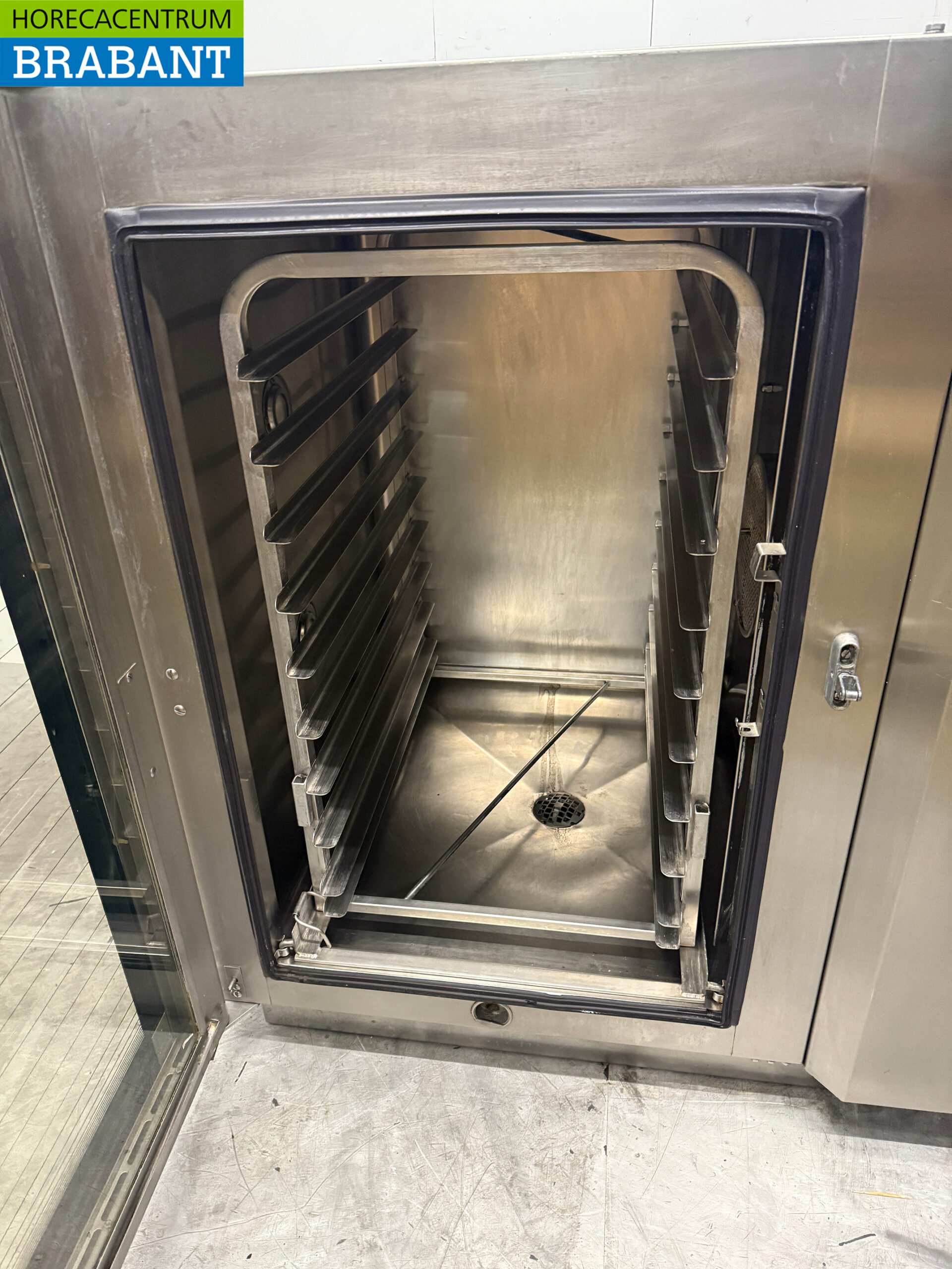 Stainless steel Leventi Combisteamer 10 x 60/40 cm 400V Horeca - Image 5