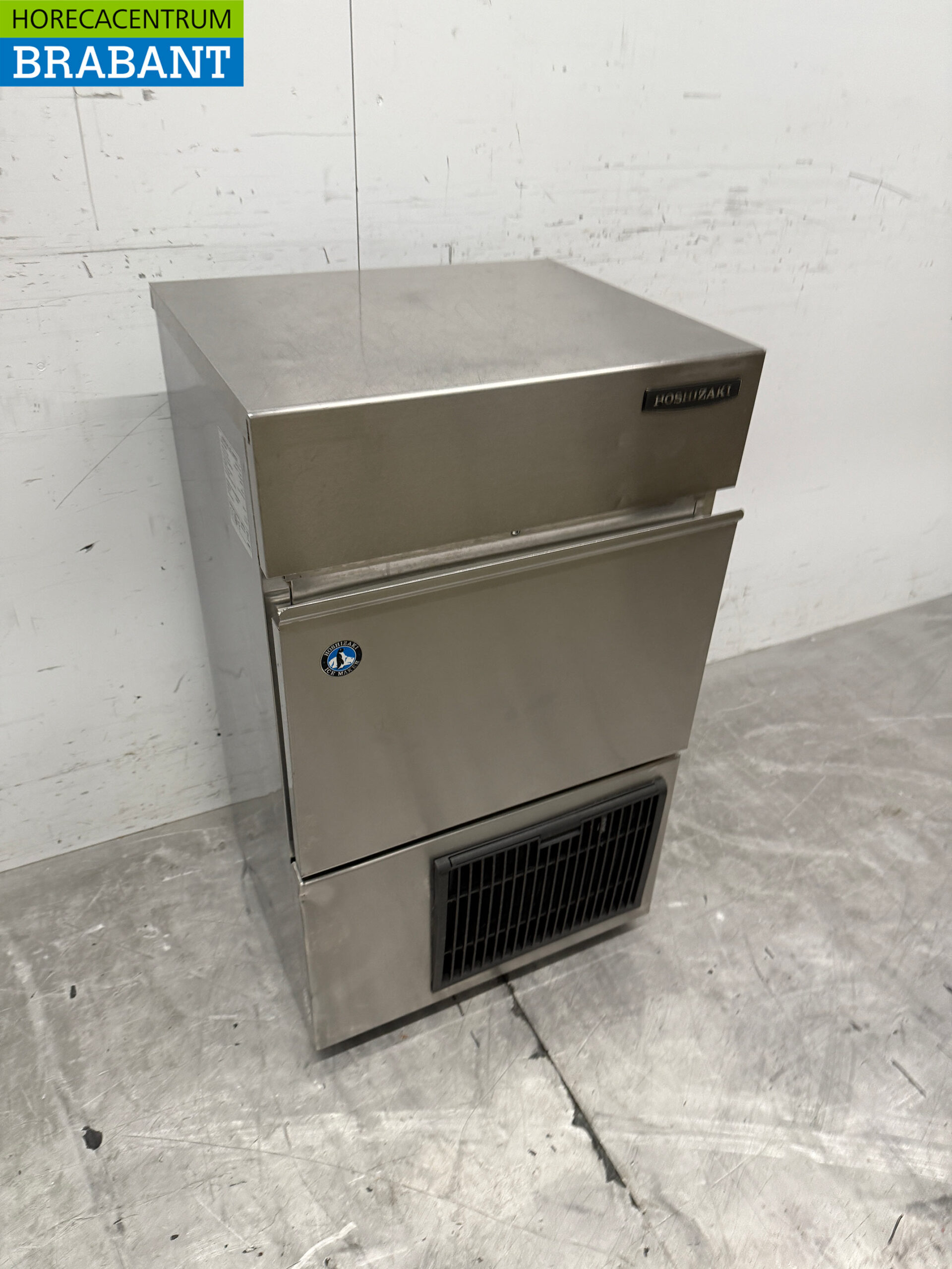 Stainless steel Hoshizaki Ice cube machine with 15 kg bunker Produces 47 kg per day 230V Horeca - Image 3