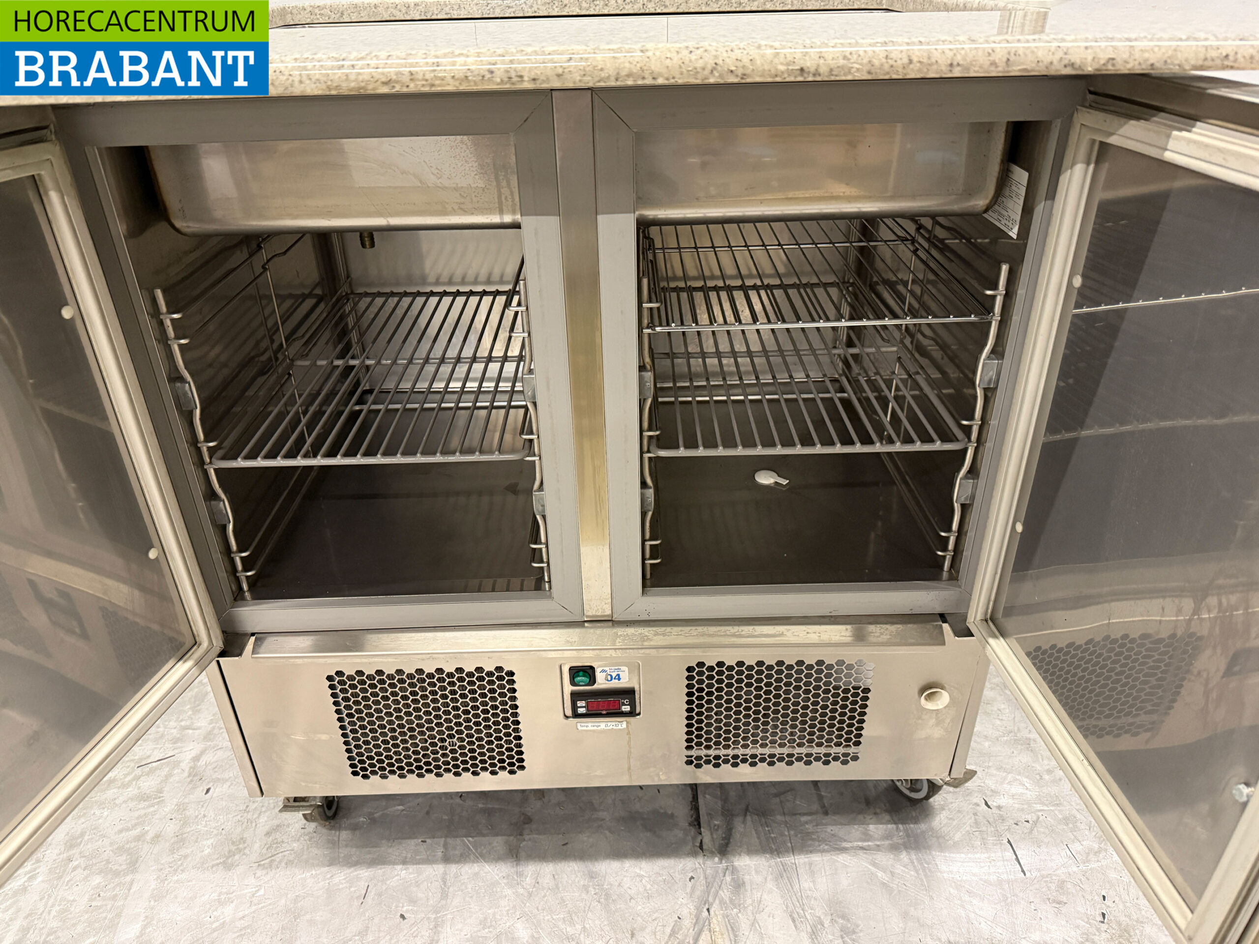 Stainless steel Refrigerated Countertop 2 doors 125 cm 230V Horeca - Image 5