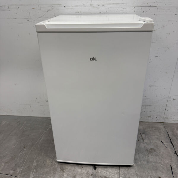 Refrigeration Refrigerator 93 liters 230V Catering