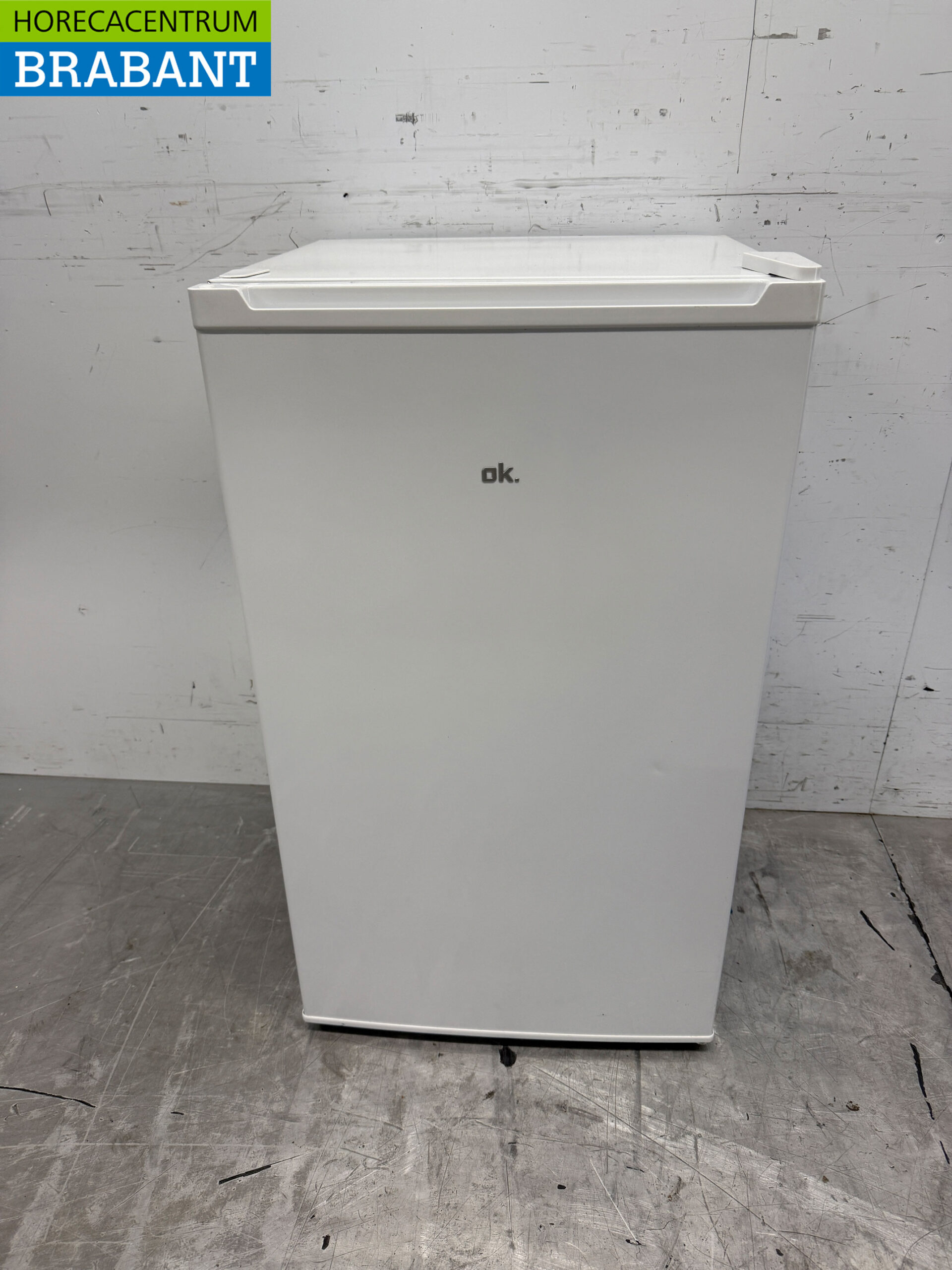 Refrigeration Refrigerator 93 liters 230V Catering