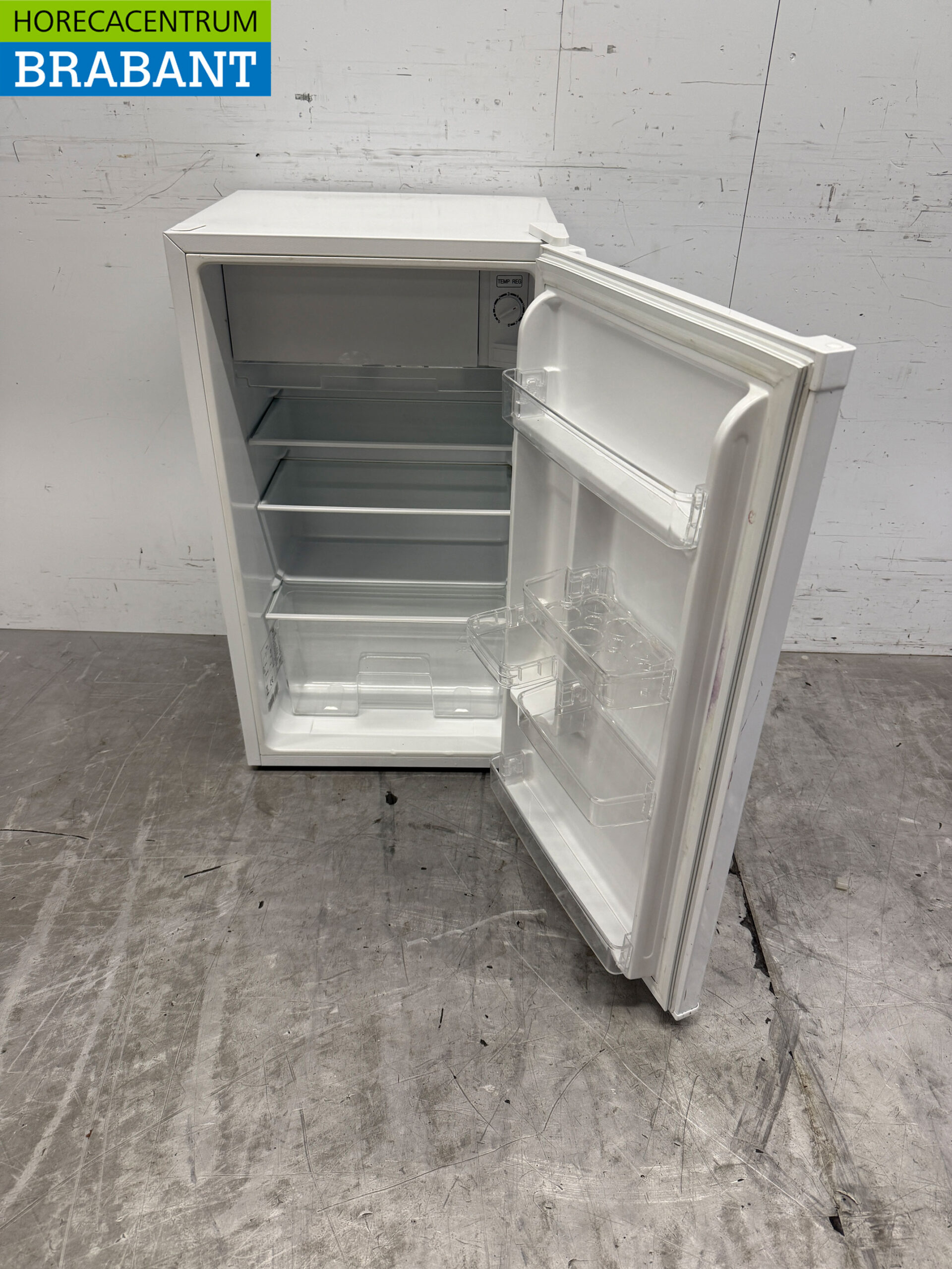 Refrigeration Refrigerator 93 liters 230V Catering - Image 4
