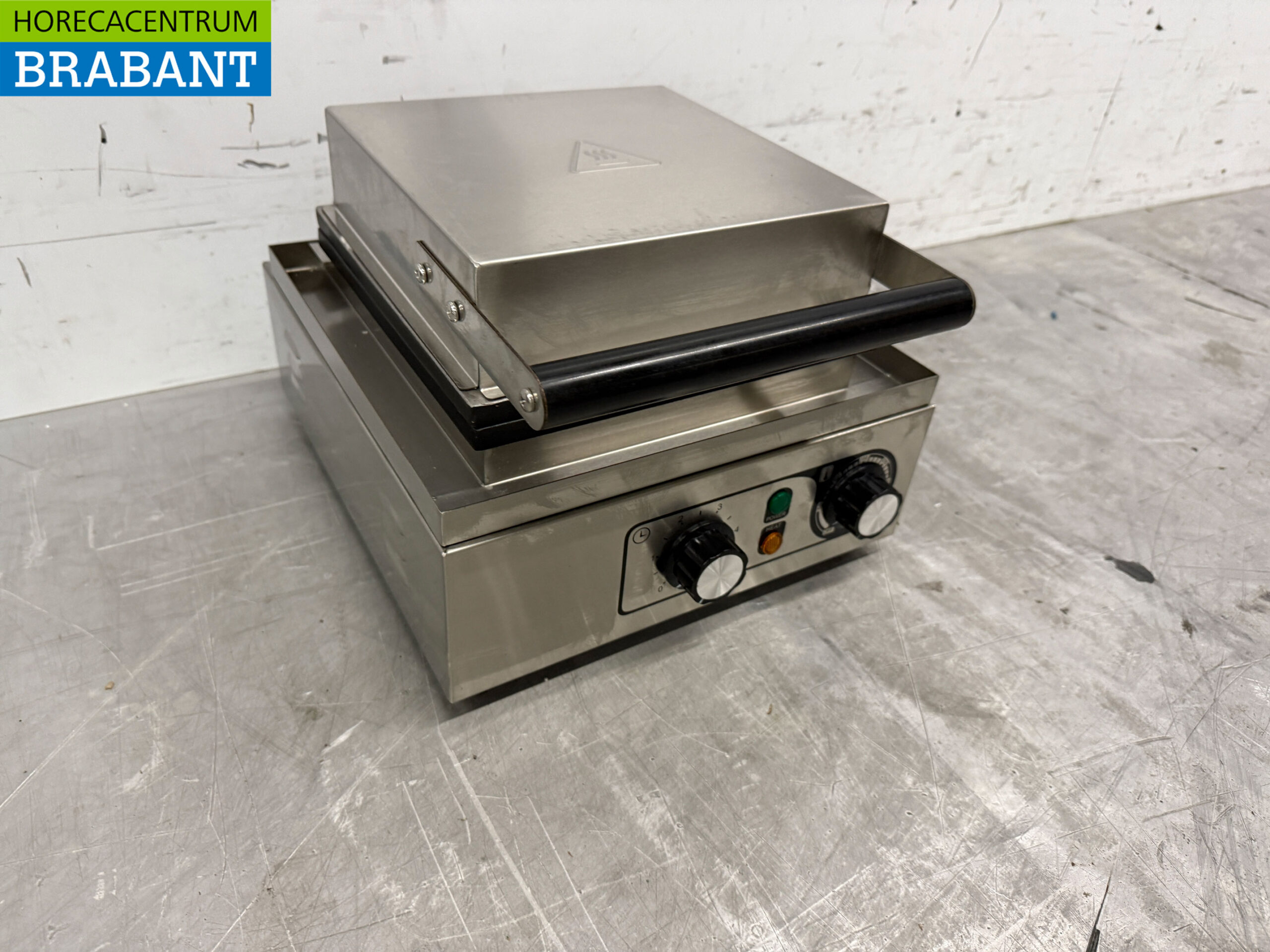 Stainless steel Waffle iron hearts with timer 230V Catering - Image 3