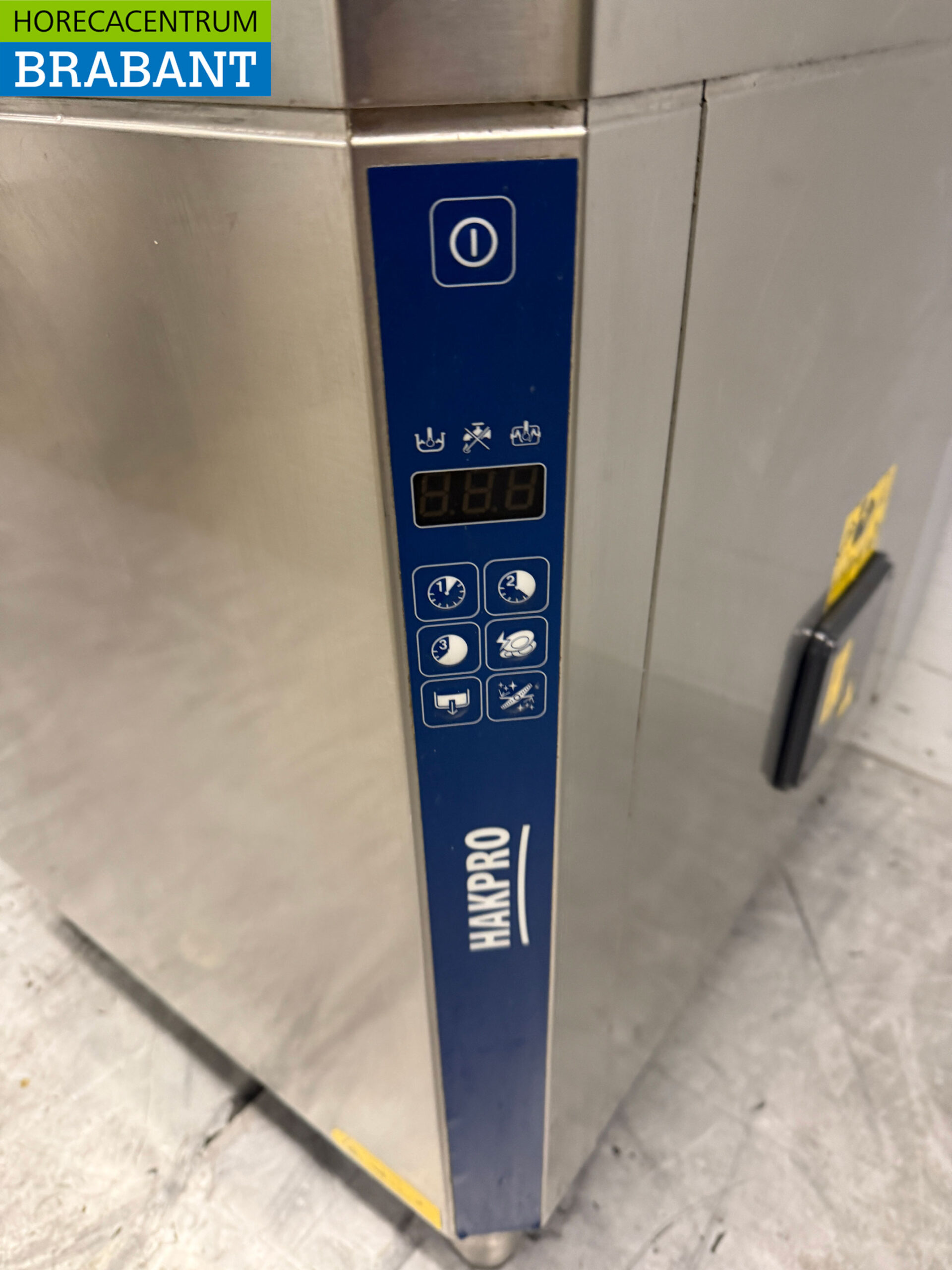 Stainless steel Zanussi Sliding dishwasher 400V Catering - Image 4