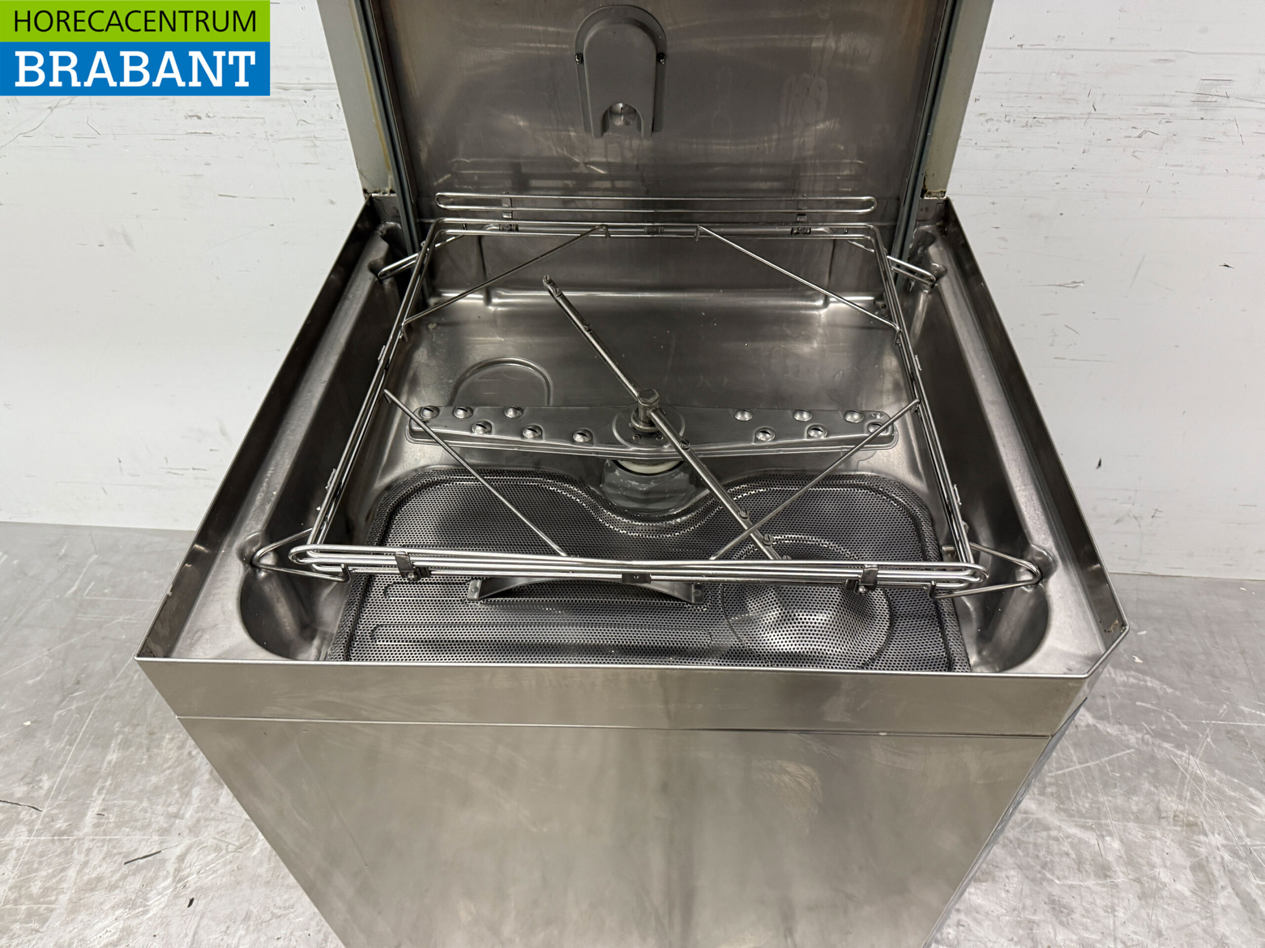 Stainless steel Zanussi Sliding dishwasher 400V Catering - Image 5