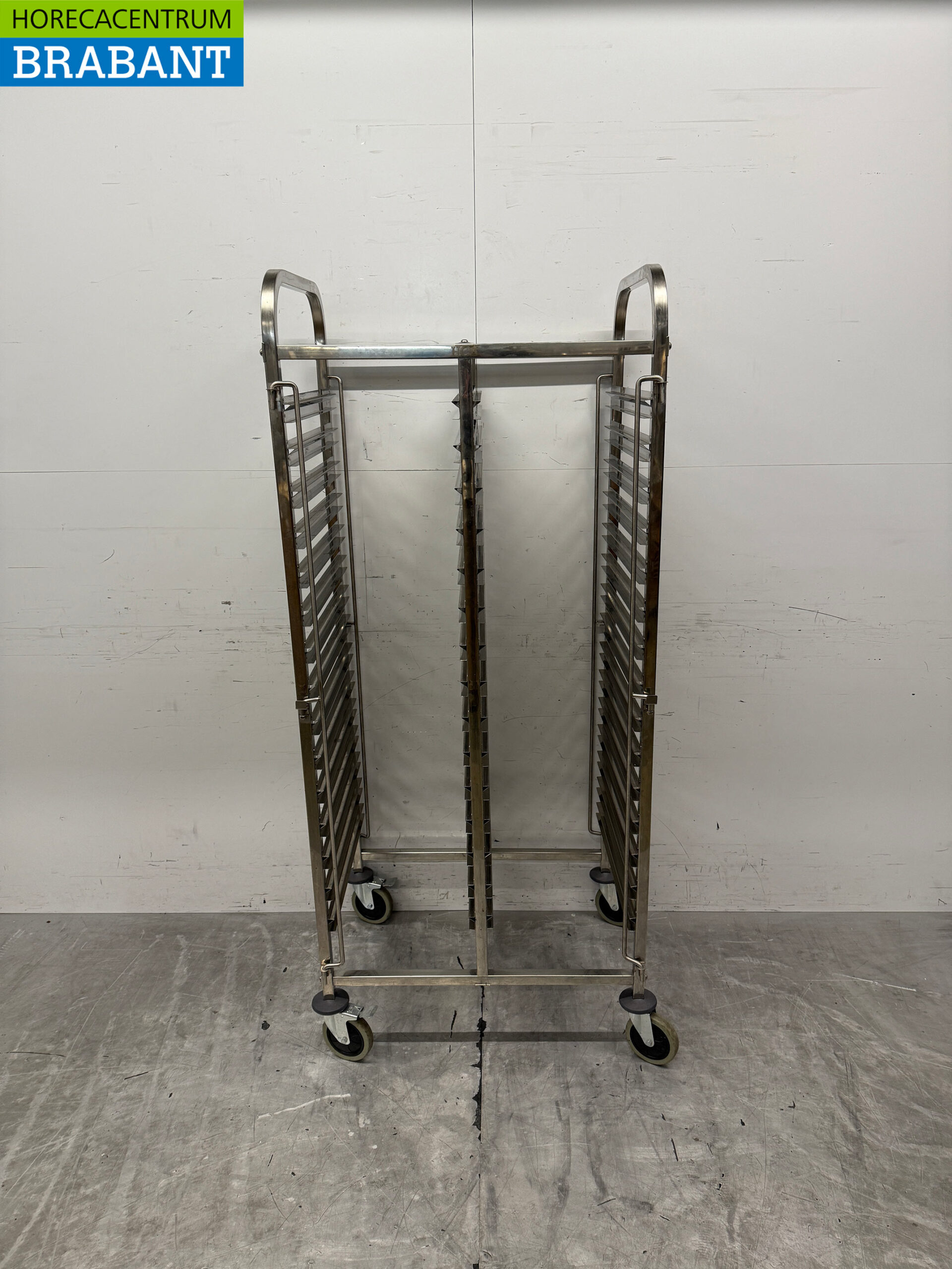 Stainless steel Double shelf trolley 30 x 1/1 Gastronorm GN Catering