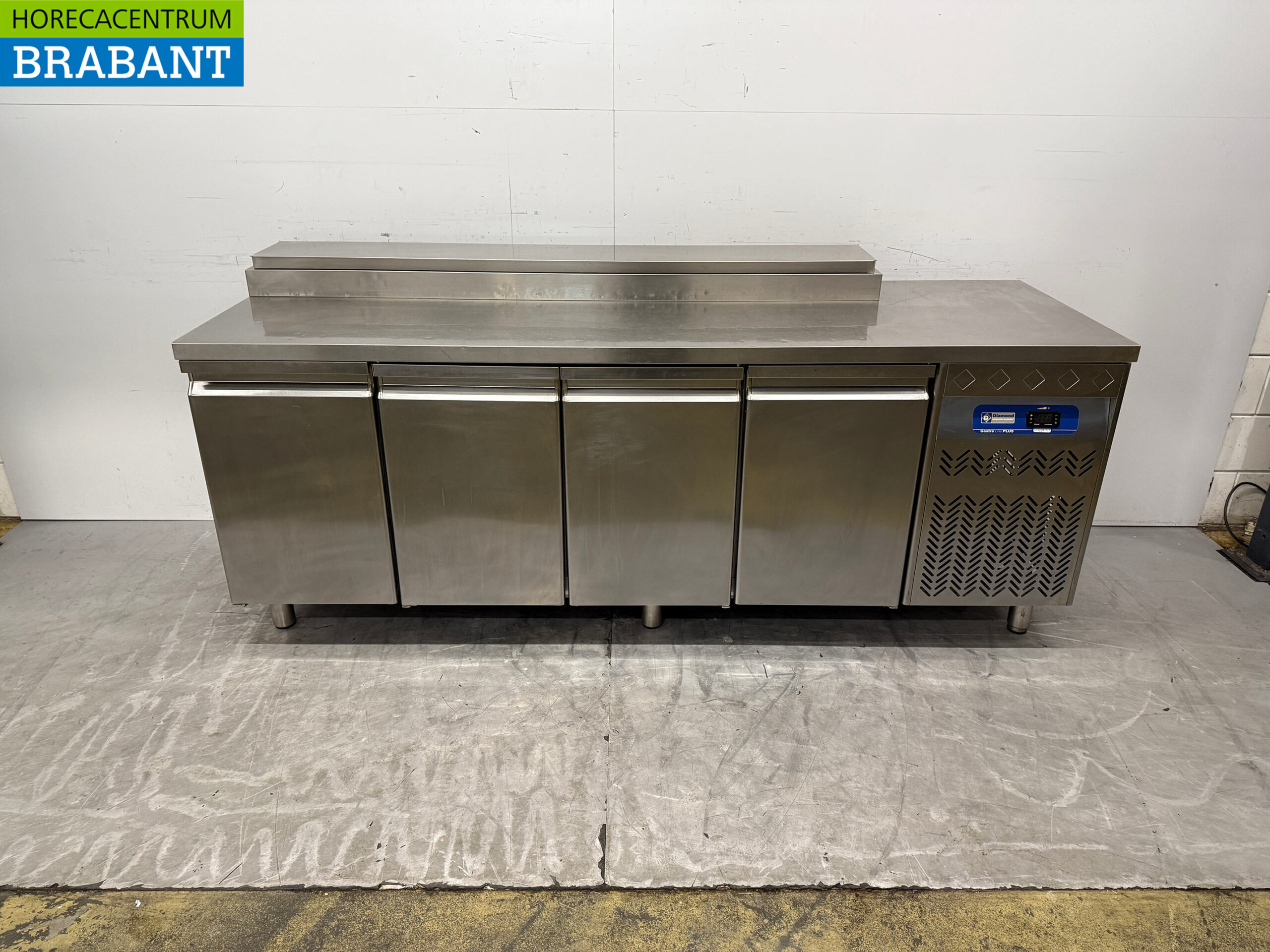 Stainless steel Diamond Refrigerated workbench with saladiere 4 doors 219 cm 230V Catering
