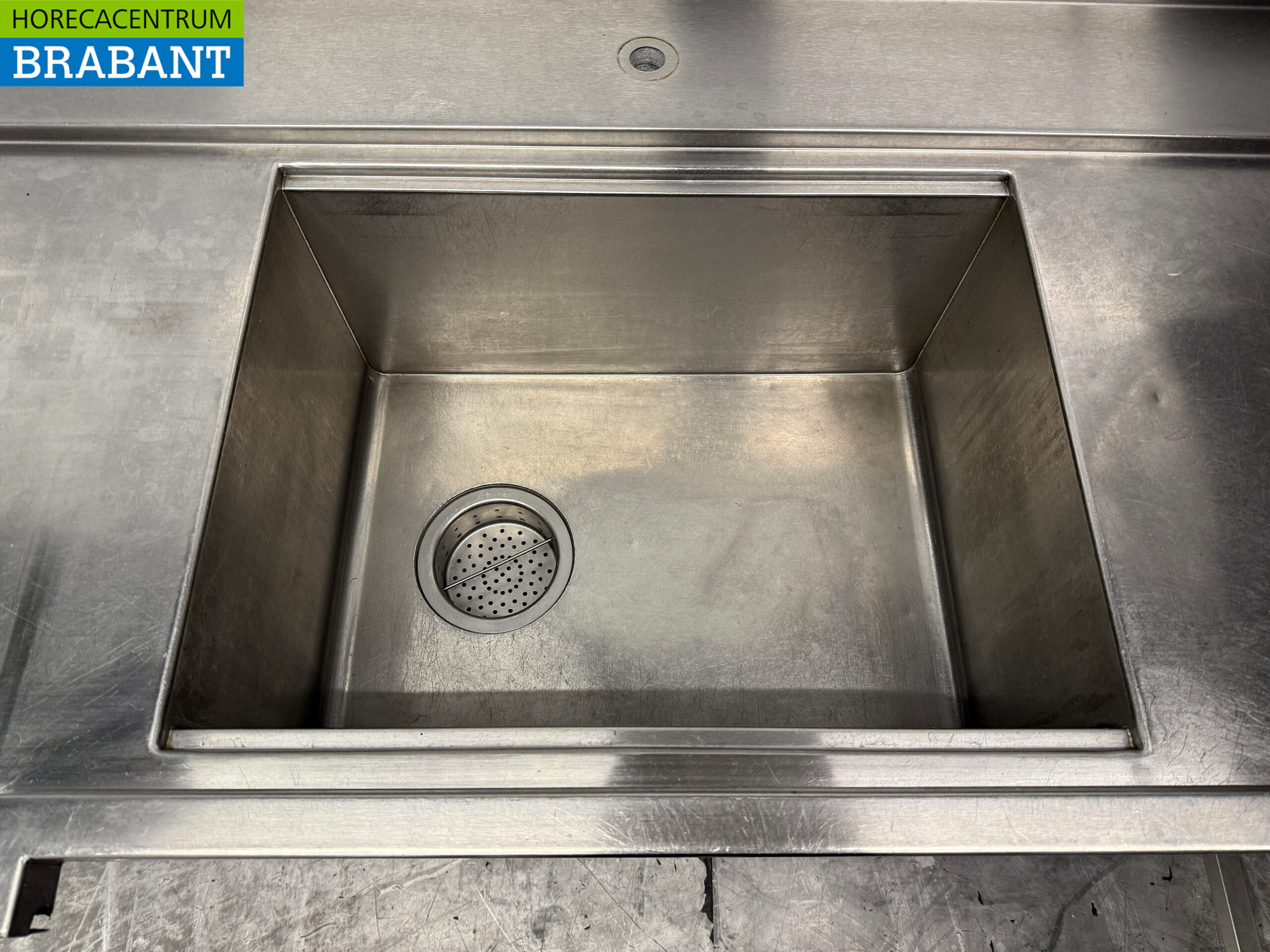 Stainless steel Supply Table Clearance Table with Waste Hole 242 x 120 x 90.5 cm Catering - Image 5