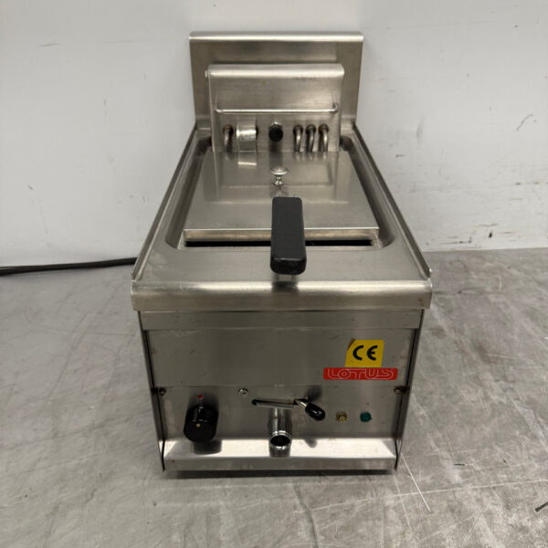 Stainless steel Lotus Fryer 8 liter 400V Horeca