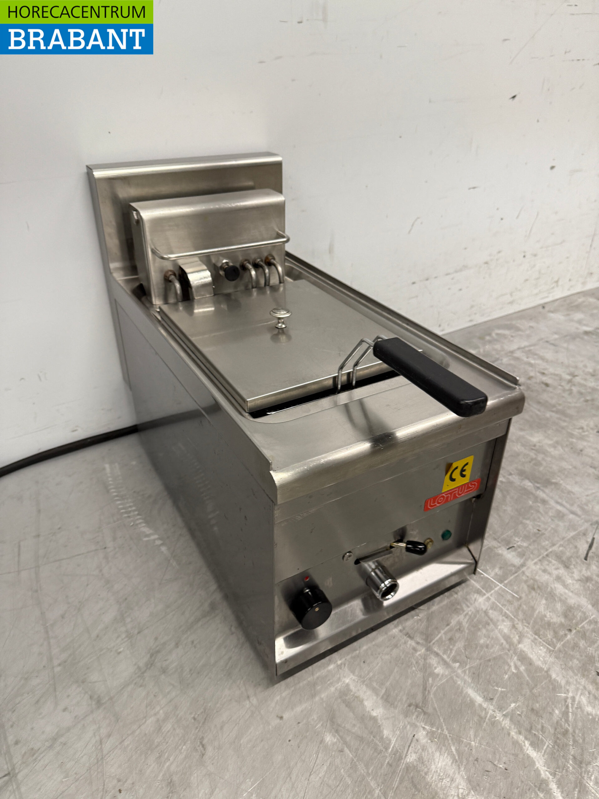 Stainless steel Lotus Fryer 8 liter 400V Horeca - Image 3