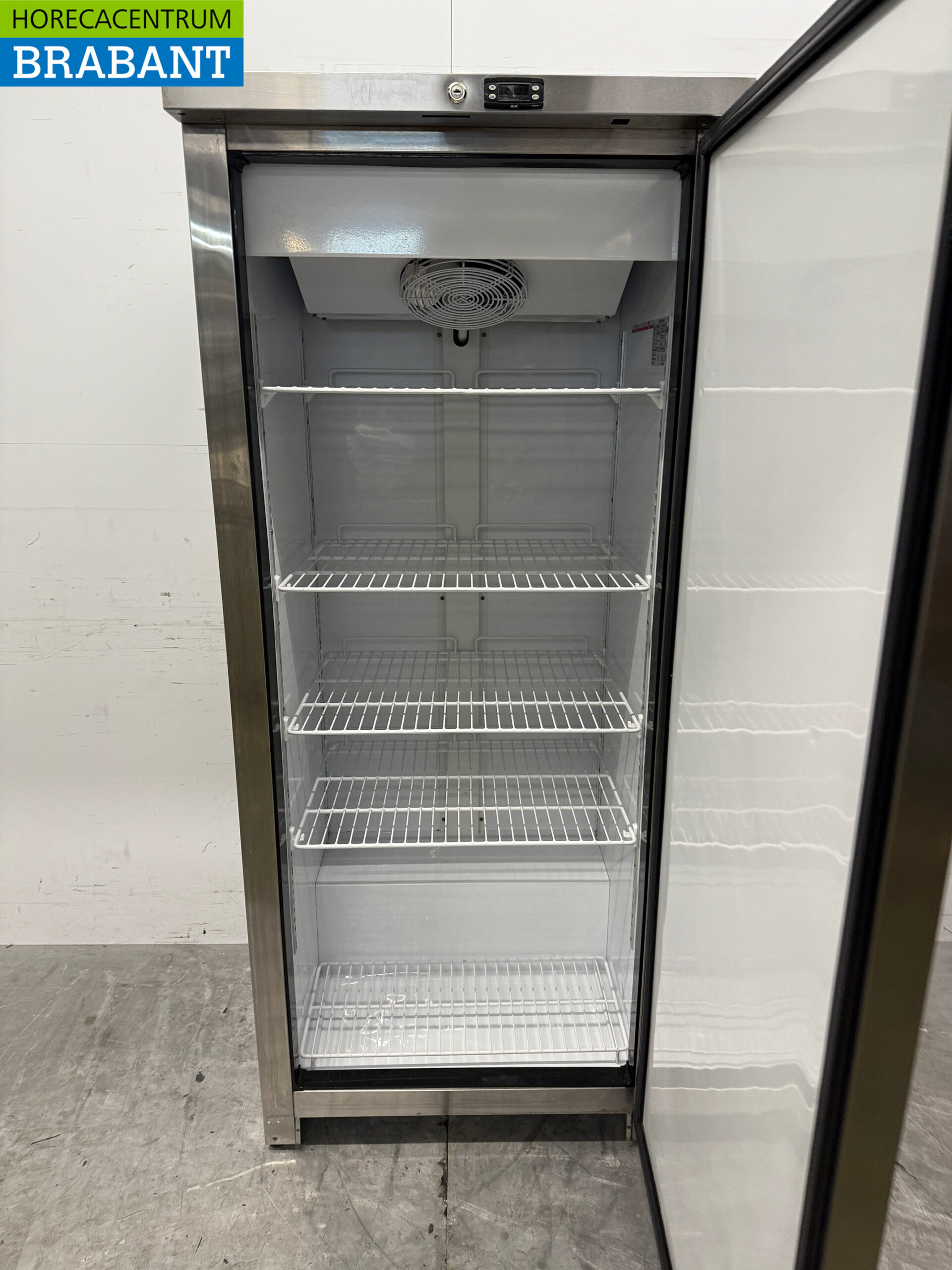 Stainless steel Freezer 600 liters 230V Horeca - Image 4