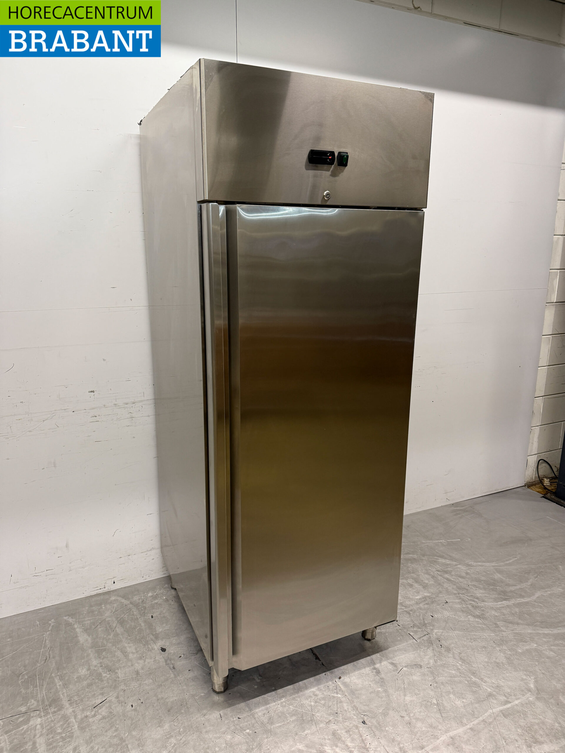 Stainless steel Freezer cabinet 650 liters 230V Horeca - Image 2