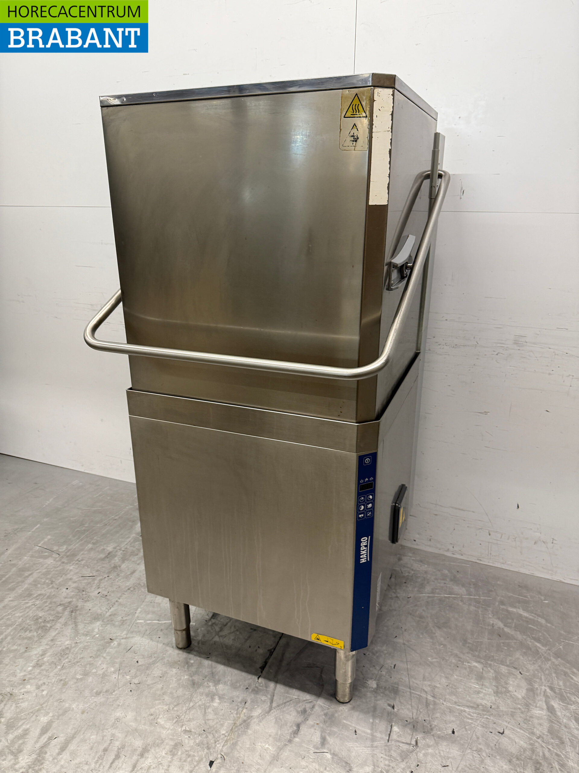 Stainless steel Zanussi Sliding dishwasher with drain pump 400V Catering - Image 2