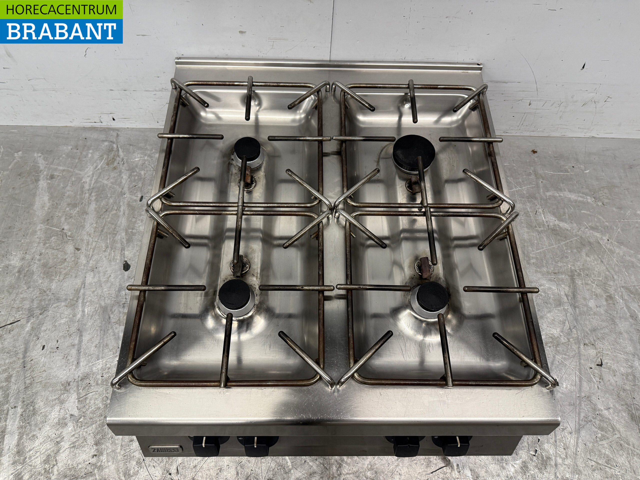 Stainless steel Zanussi 4 Burner Top Stove GAS Catering - Image 4