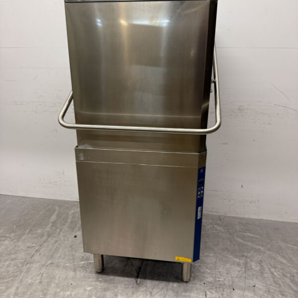Stainless steel Zanussi Sliding dishwasher 400V Catering