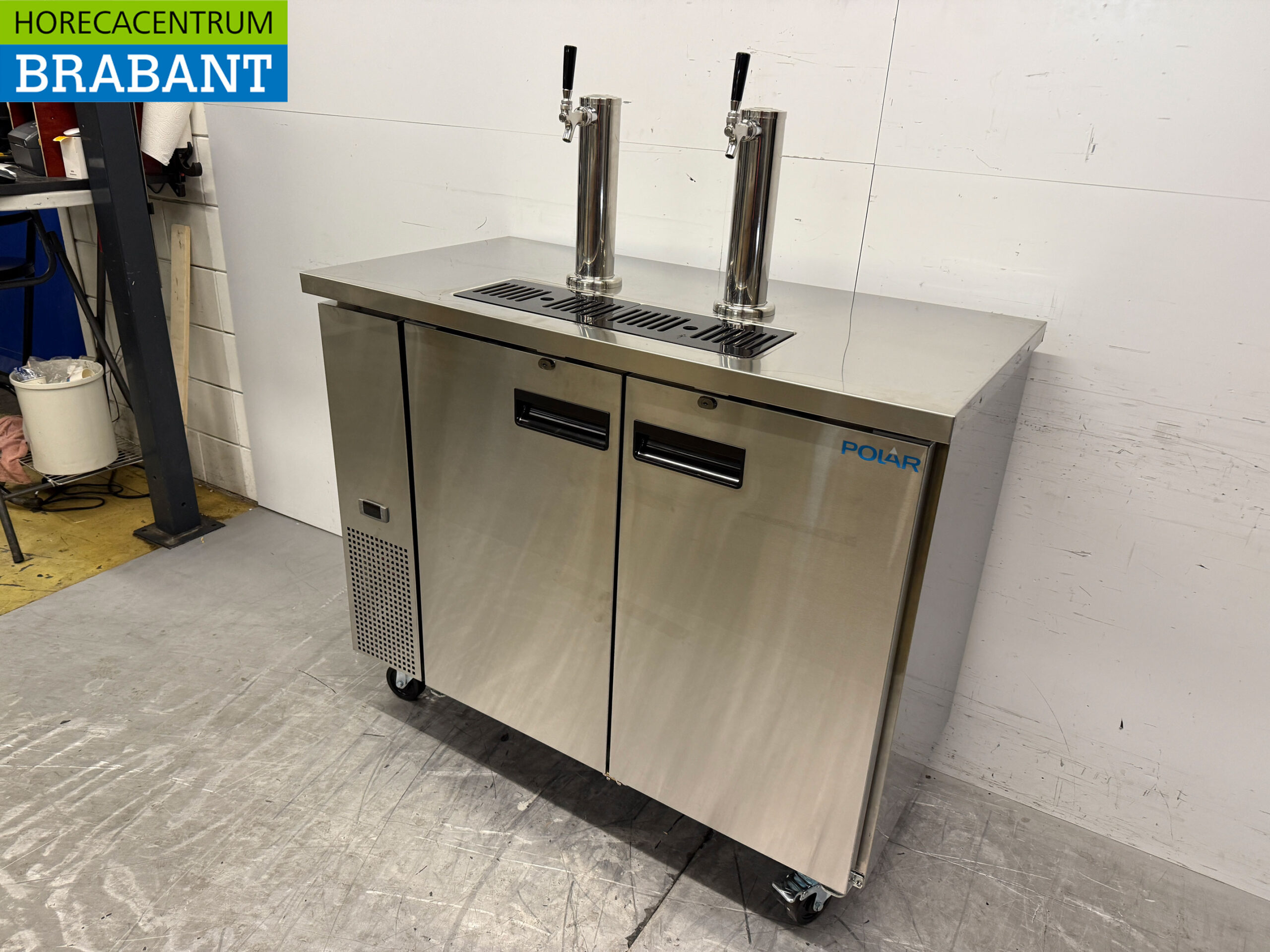 Polar GE633 Mobile beer cooler keg cooler beer tap with double tap and accessories 230V Catering - Image 3