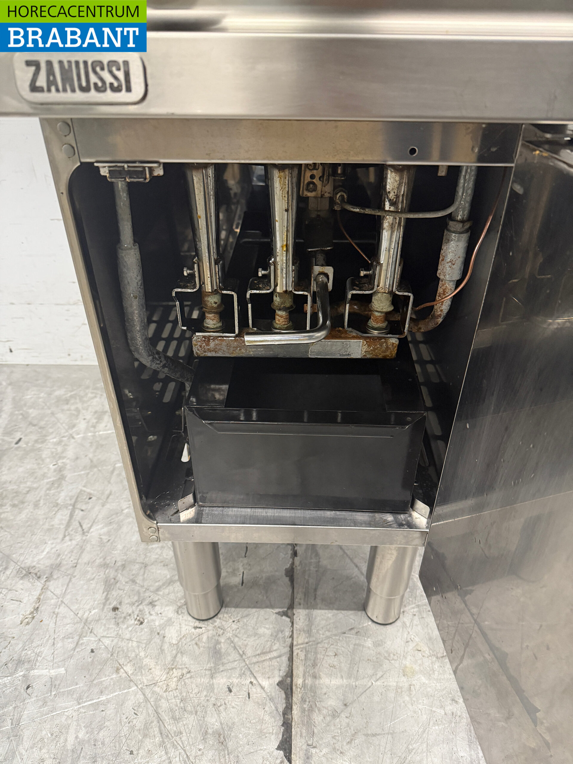 Stainless steel Zanussi Fryer 12 liter GAS Catering - Image 5