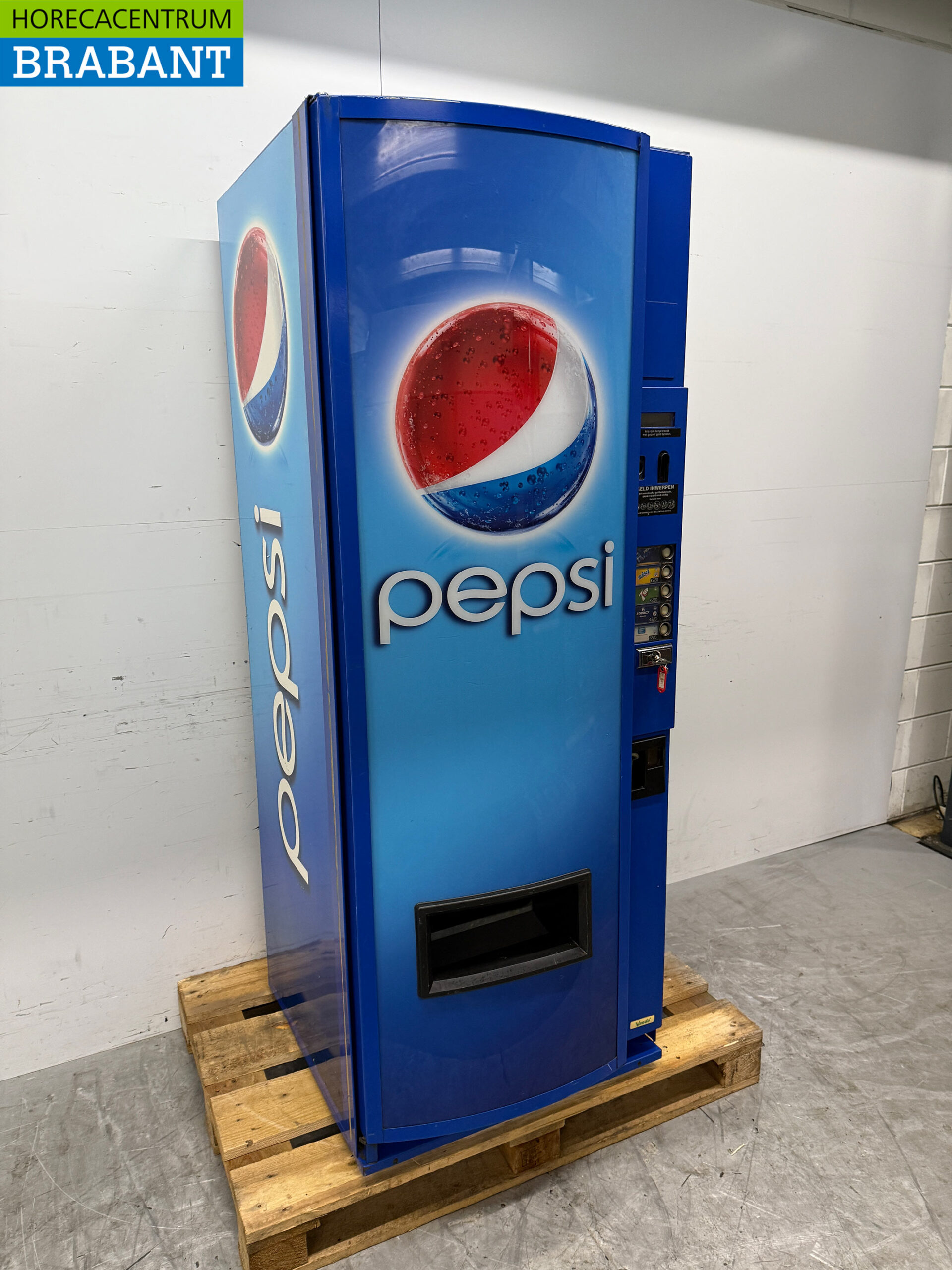 Vendo Can dispenser 5 rows 230V Horeca - Image 3