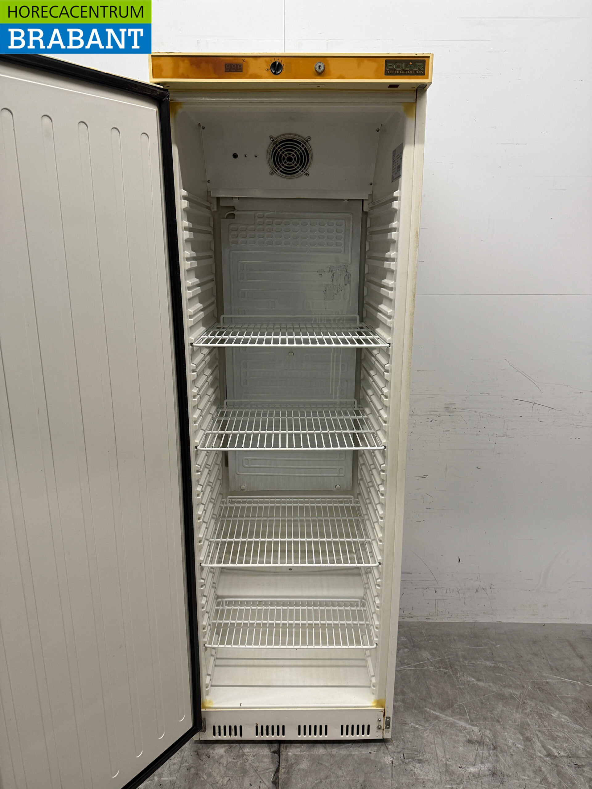 Polar Refrigeration 400 liters 230V Catering - Image 4