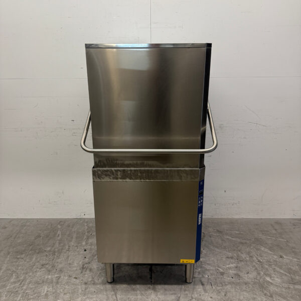 Stainless steel Zanussi Sliding dishwasher 400V Catering